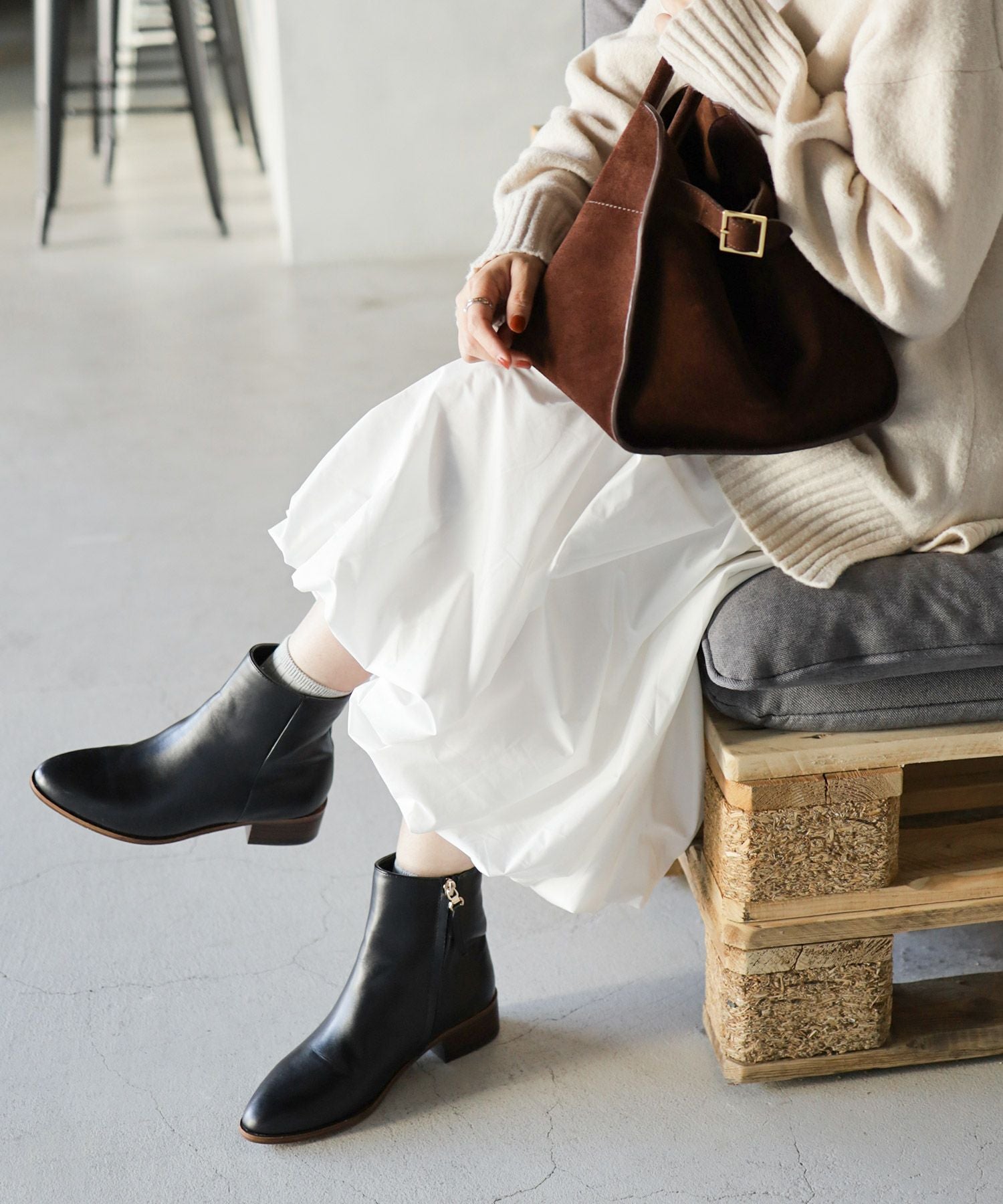 内側ファーのウッドヒールショートブーツ