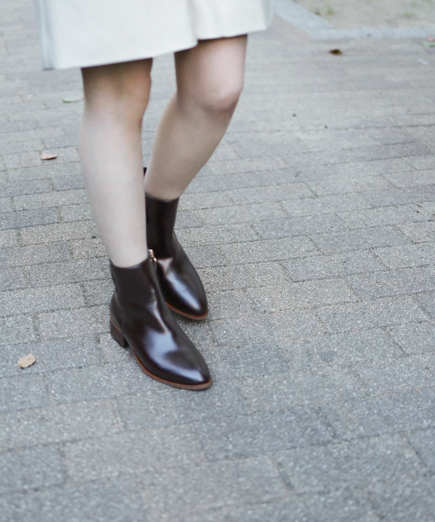 内側ファーのウッドヒールショートブーツ