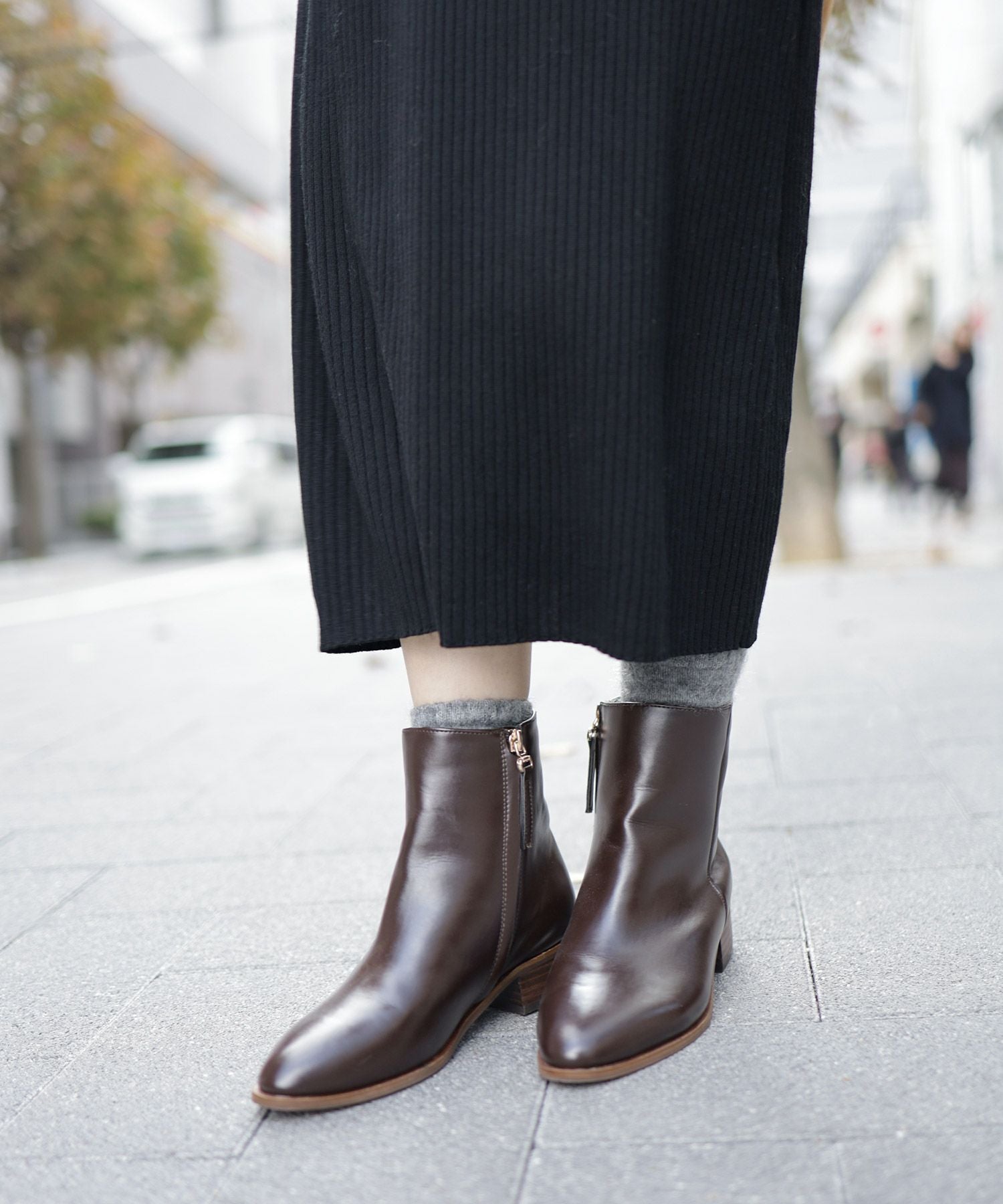 内側ファーのウッドヒールショートブーツ