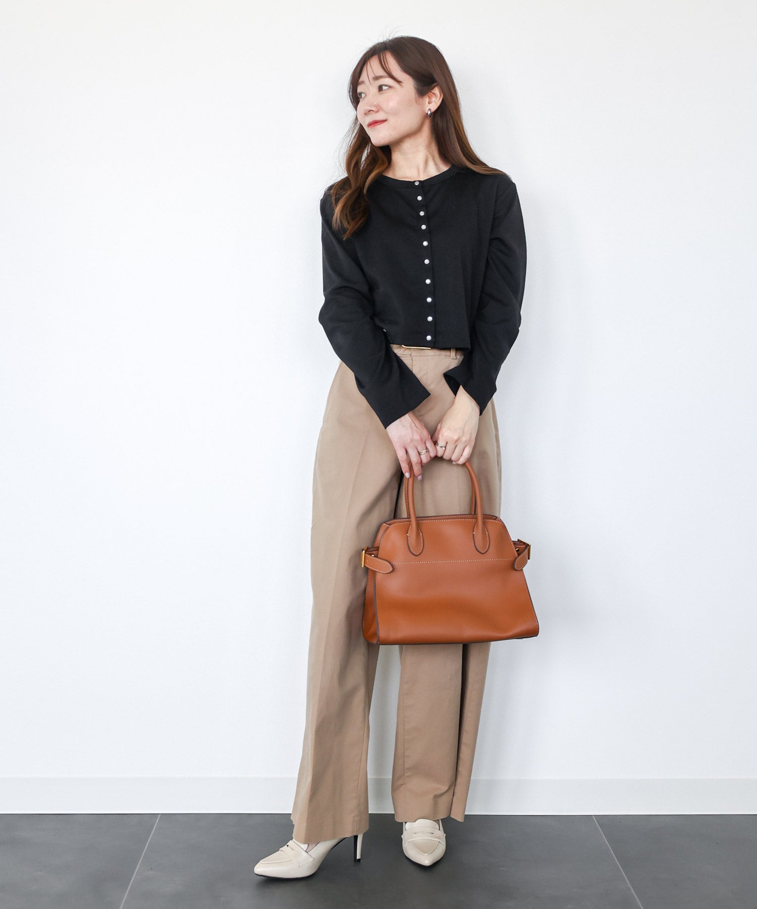 ポインテッドトゥコインローファーパンプス