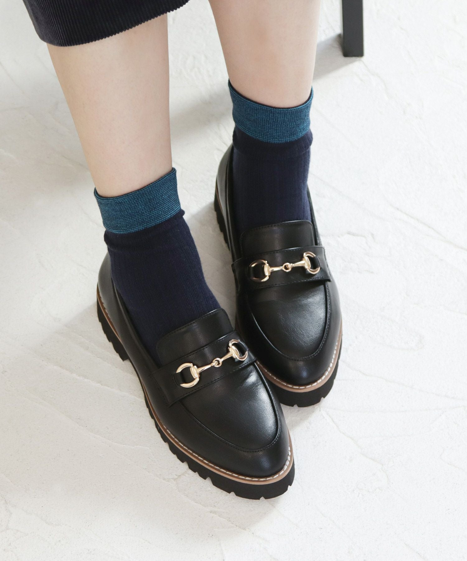 【4E幅広・大きいサイズ】ビットモチーフ厚底ローファー