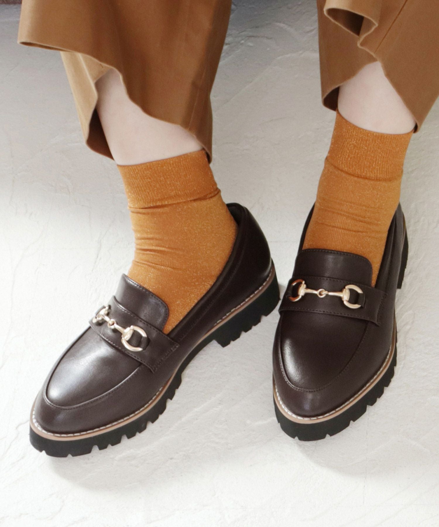 【4E幅広・大きいサイズ】ビットモチーフ厚底ローファー