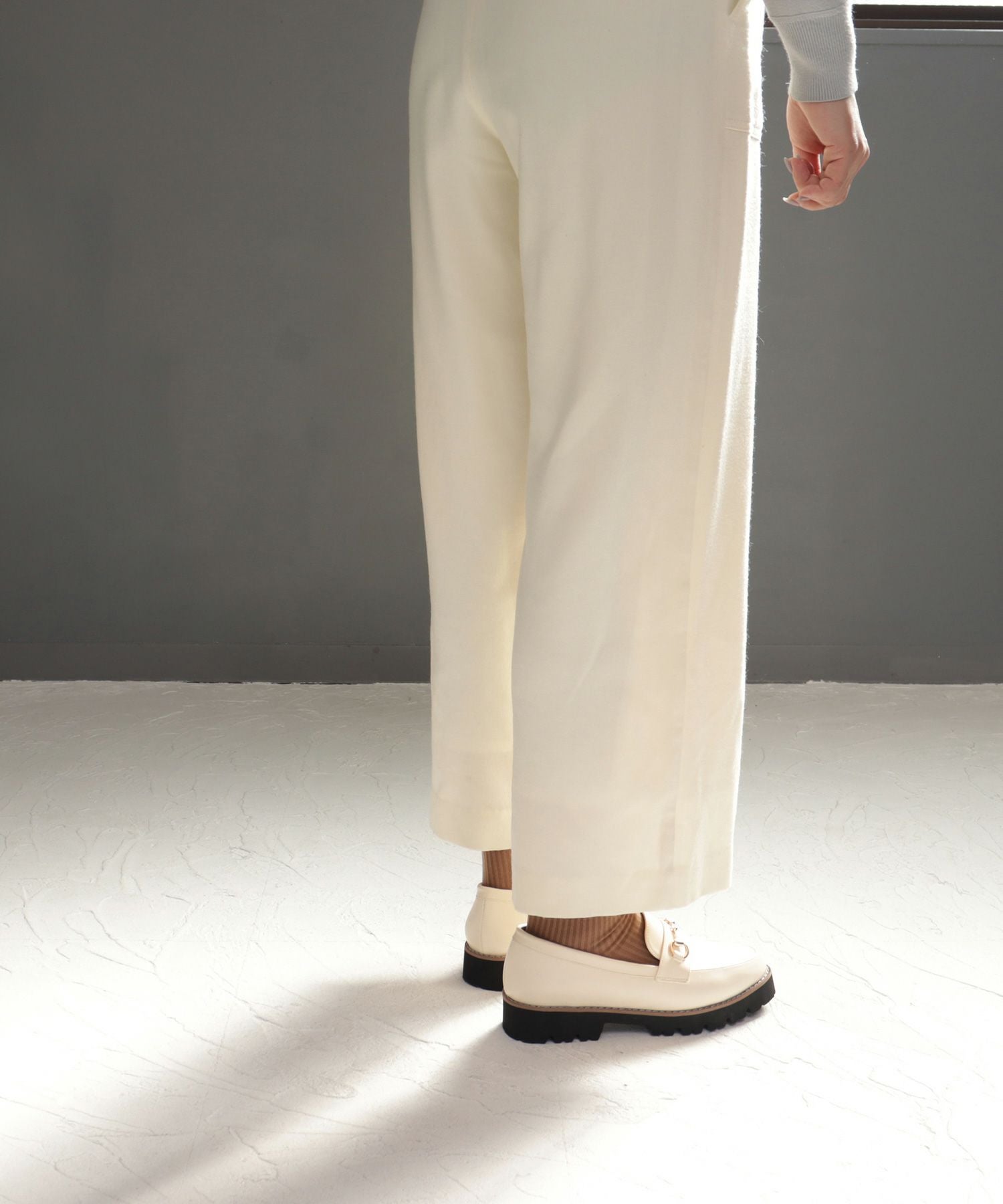 【4E幅広・大きいサイズ】ビットモチーフ厚底ローファー