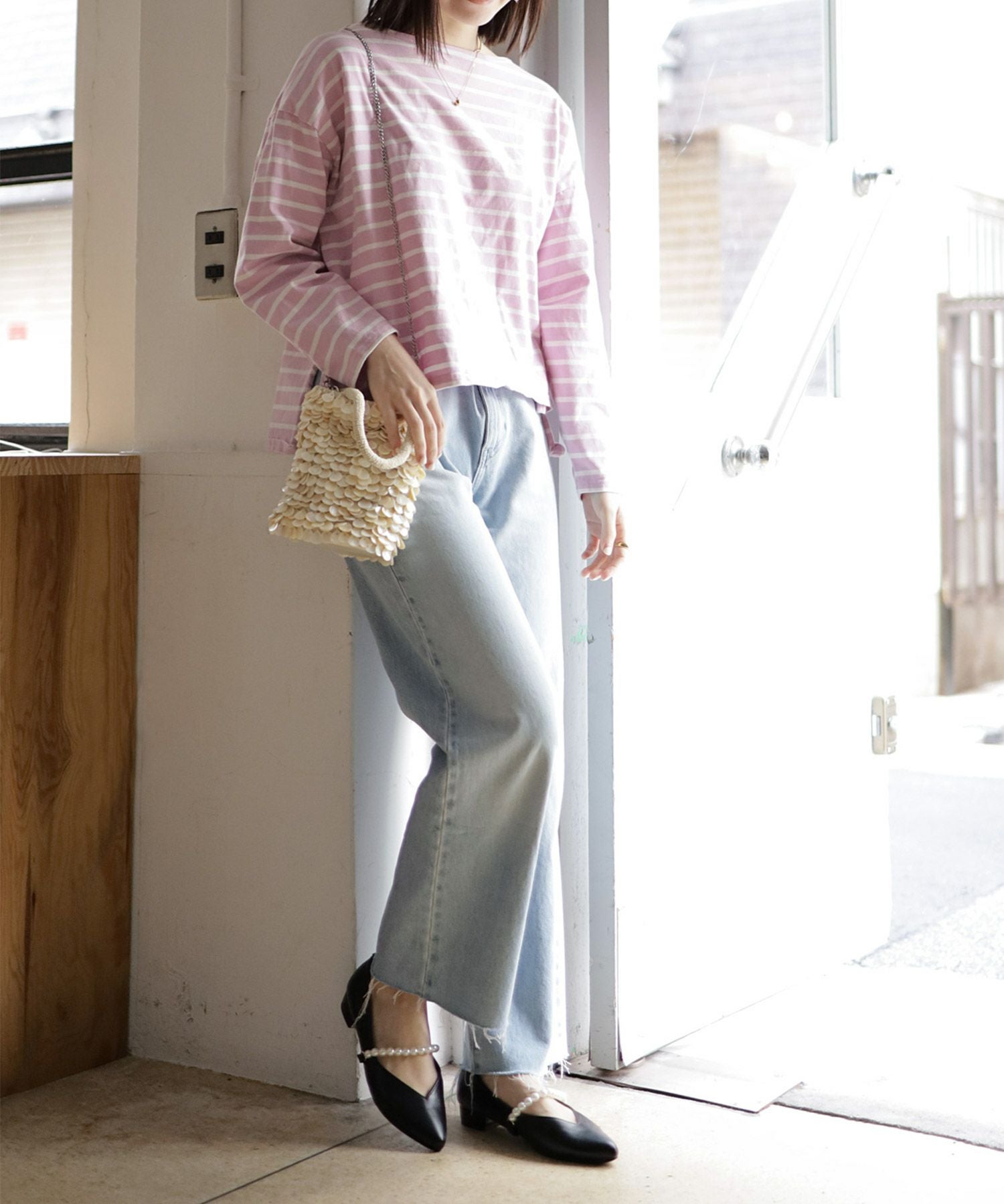 パールストラップのポインテッドトゥローヒールメリージェーンパンプス▲返品交換不可