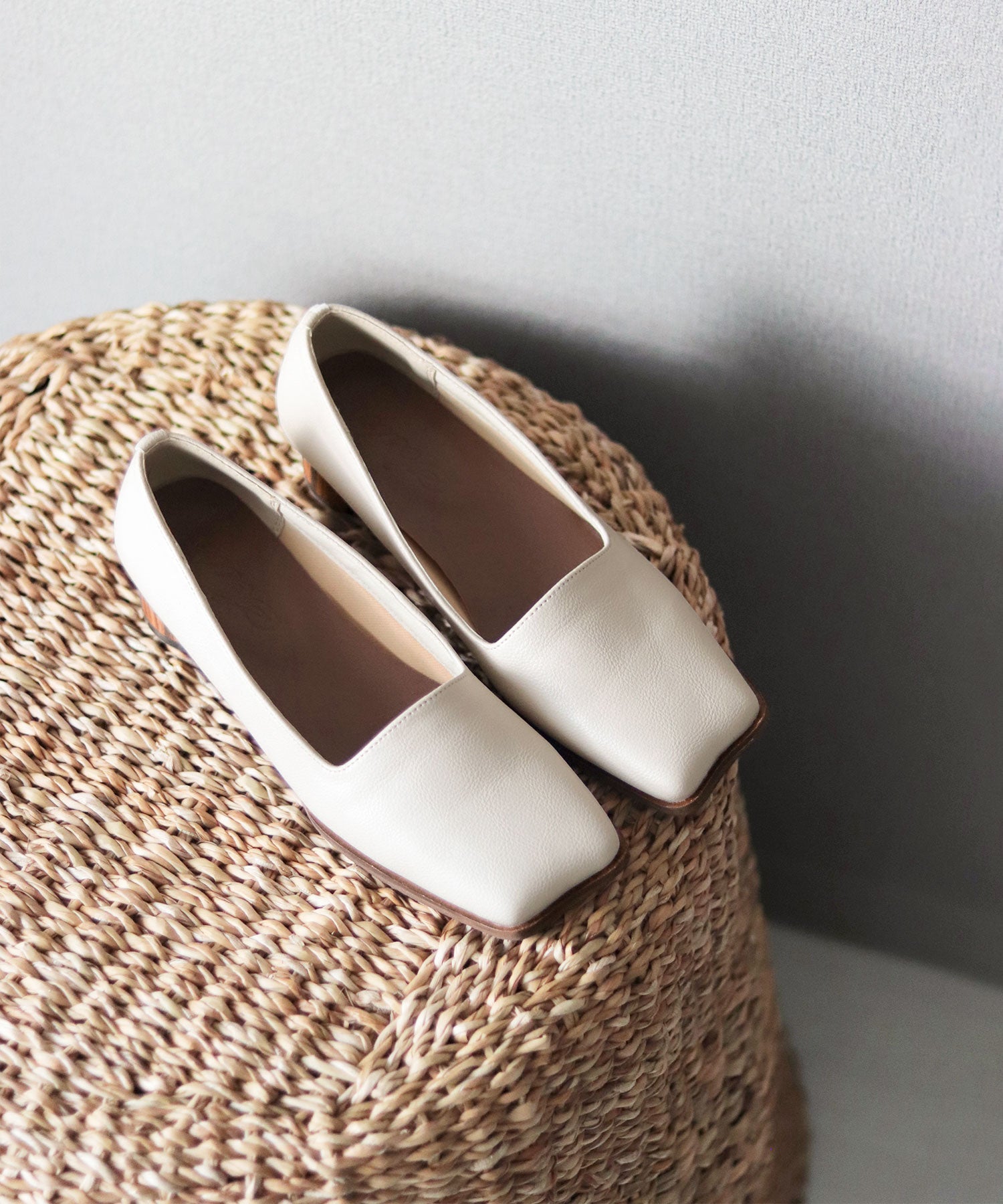 nekoミミトゥのサークルウッド巻きヒールパンプス【公式ショップ・ZOZOTOWN限定販売アイテム】▲返品交換不可