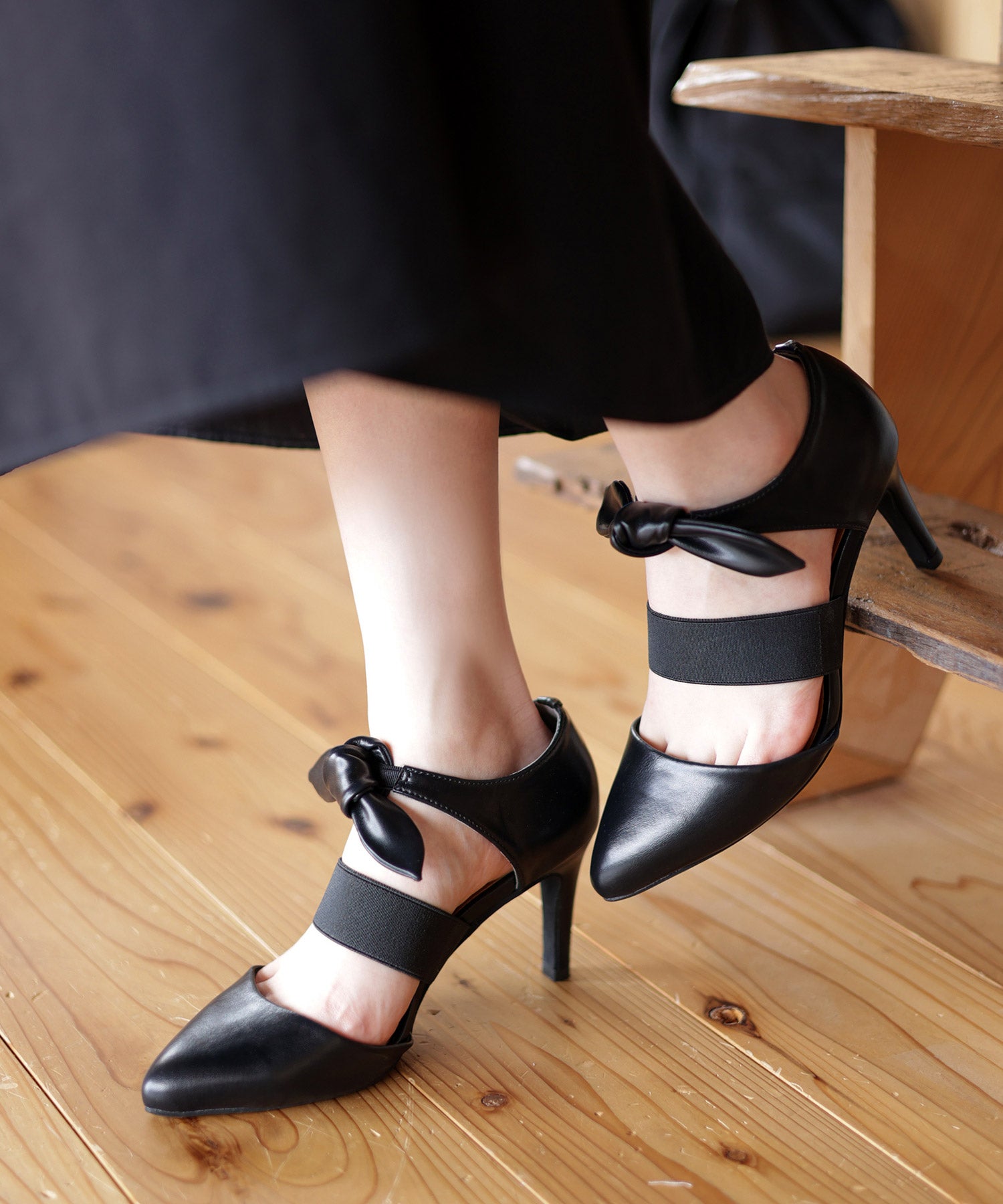 取り外しできるリボン付きゴムストラップピンヒールポインテッドトゥパンプス▲返品交換不可