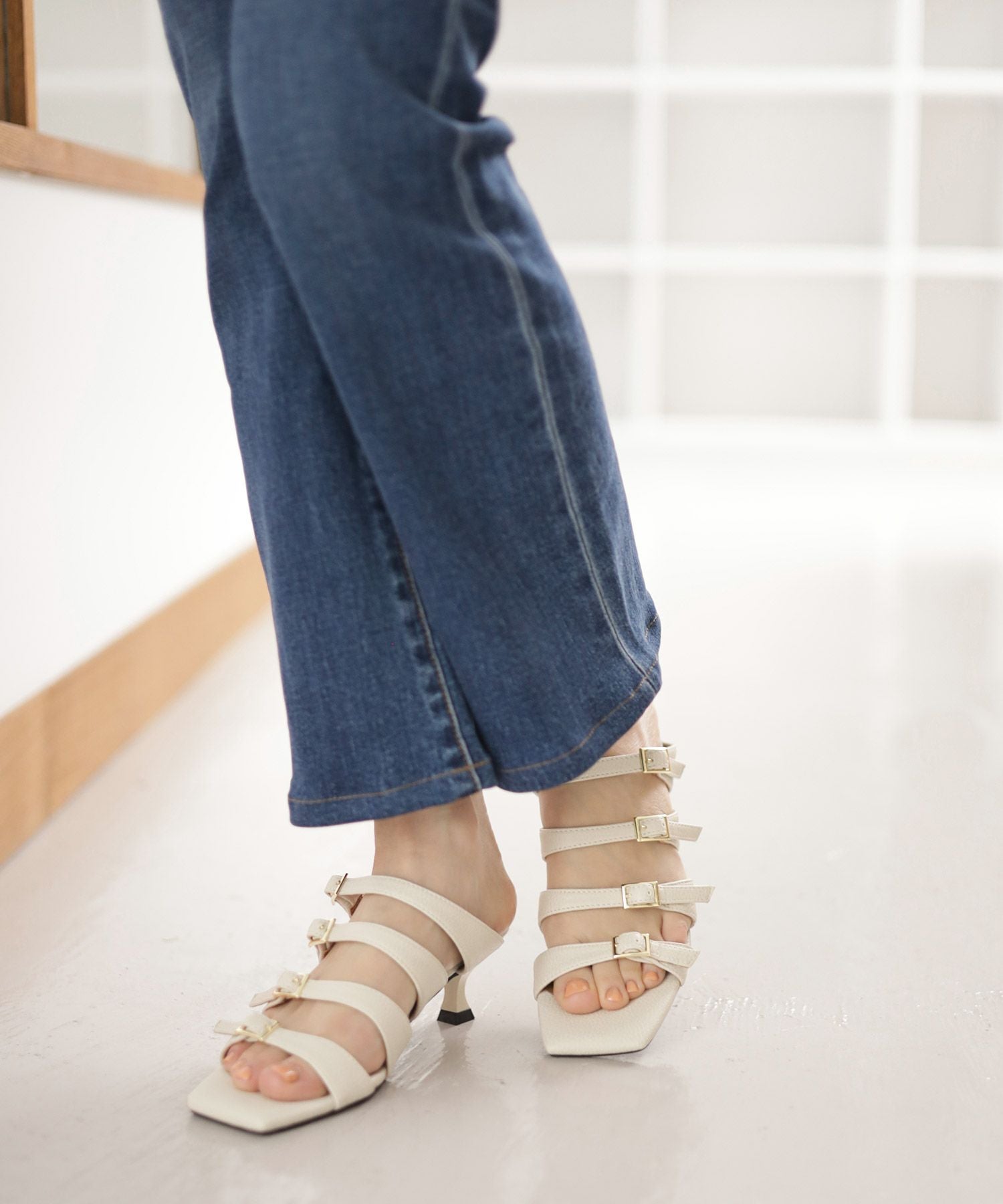 オールストラップスクエアトゥミュールサンダル▲返品交換不可