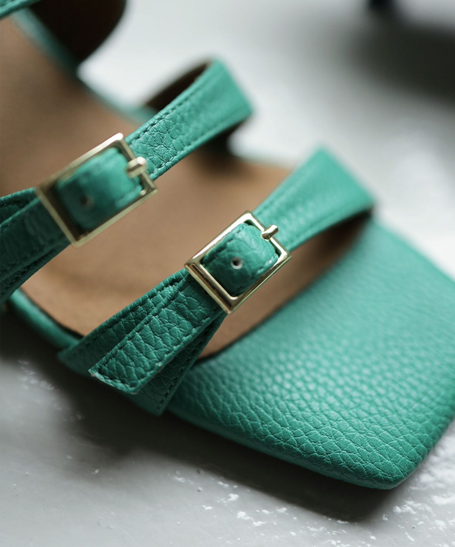 オールストラップスクエアトゥミュールサンダル▲返品交換不可