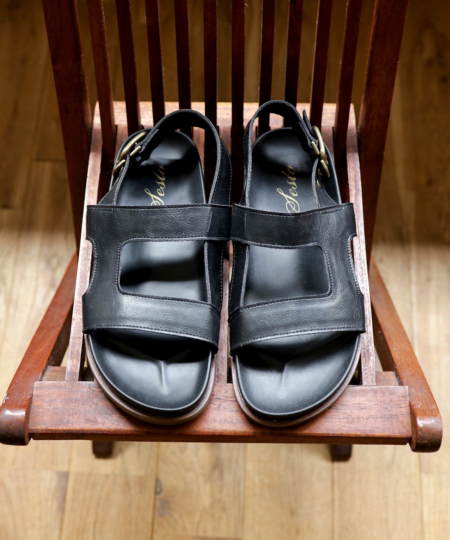 ラティスカットストラップのフットベッドサンダル【公式ショップ・ZOZOTOWN・Amazon限定販売アイテム】▲返品交換不可