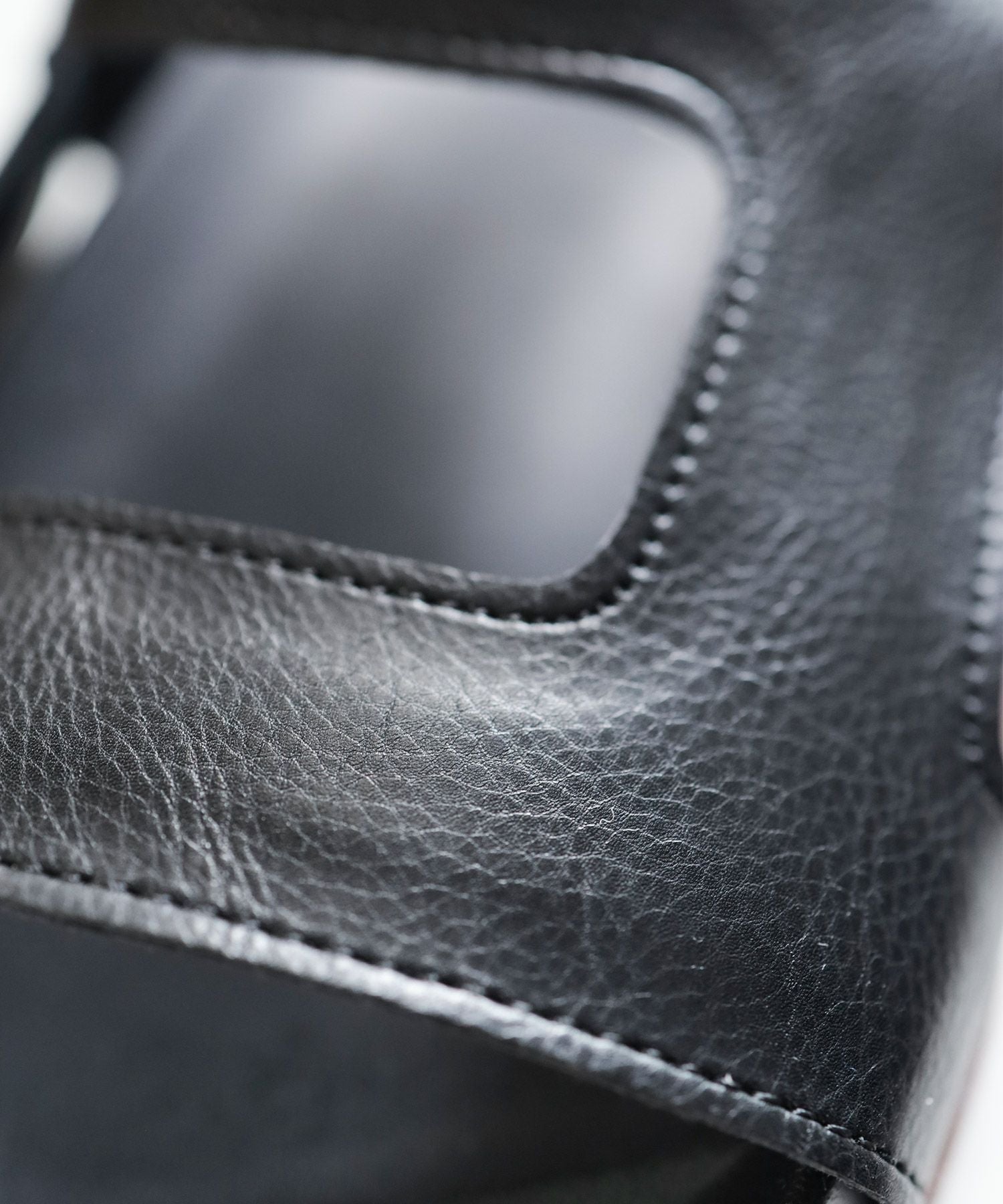 ラティスカットストラップのフットベッドサンダル【公式ショップ・ZOZOTOWN・Amazon限定販売アイテム】▲返品交換不可