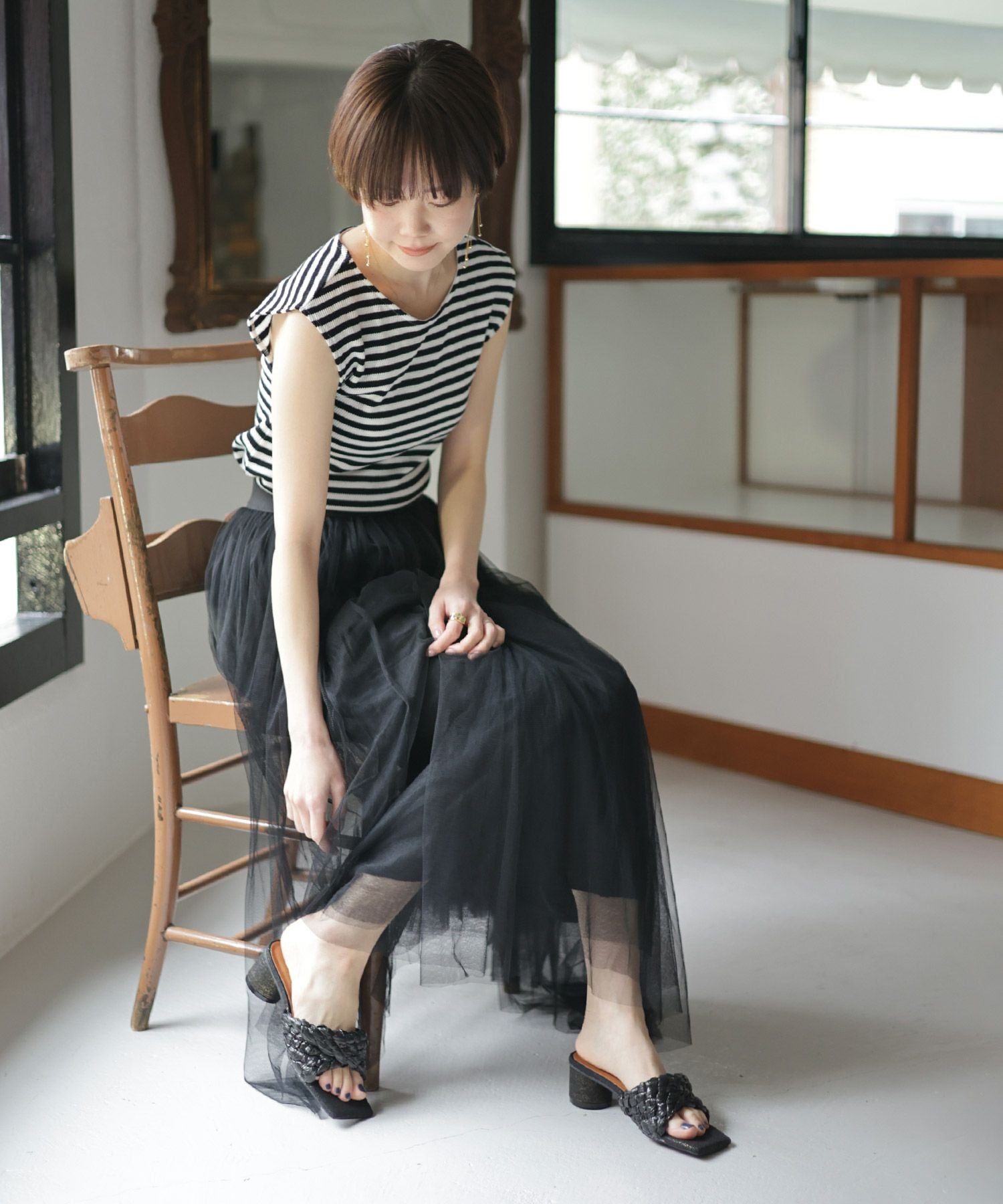 編み込みデザインサークルヒールミュールサンダル▲返品不可