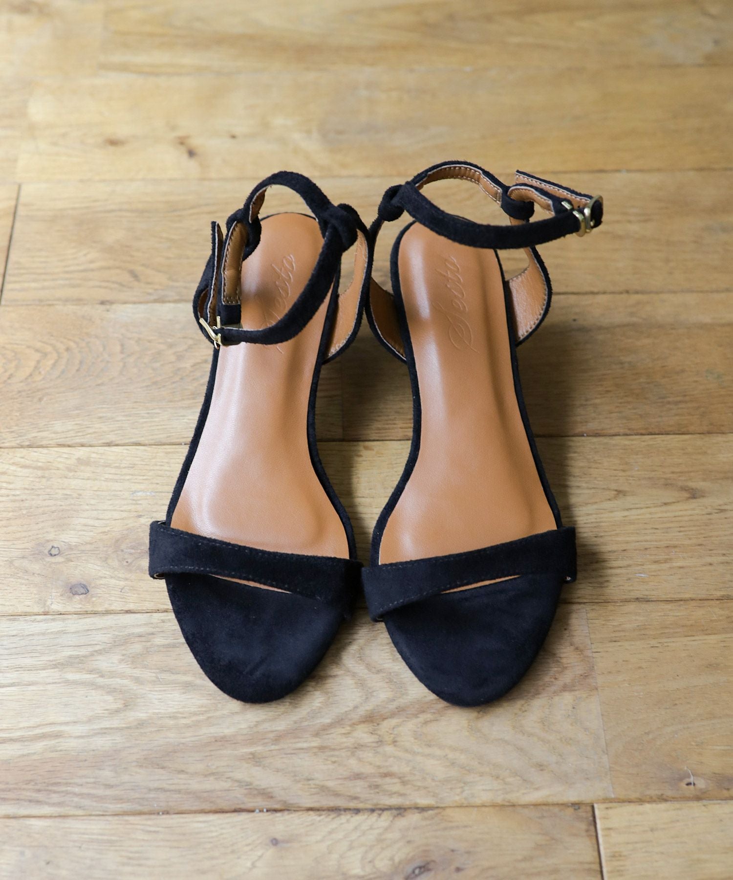 ワンストラップミドルヒールサンダル | SESTO(セスト)|レディース