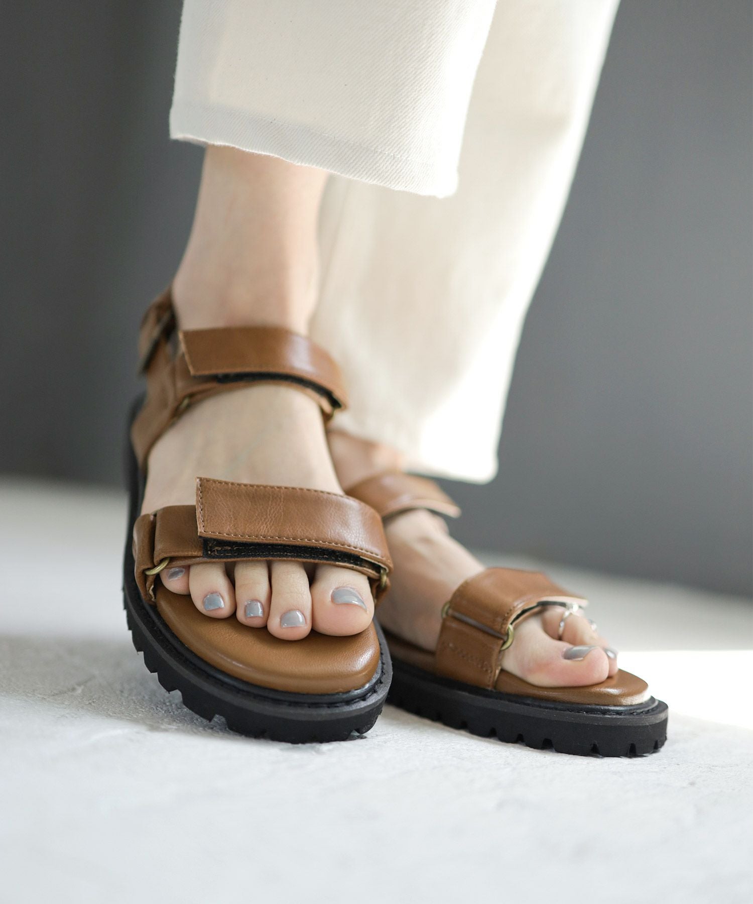 厚底タンクソールの高密度クッションインソールダブルストラップサンダル▲返品交換不可