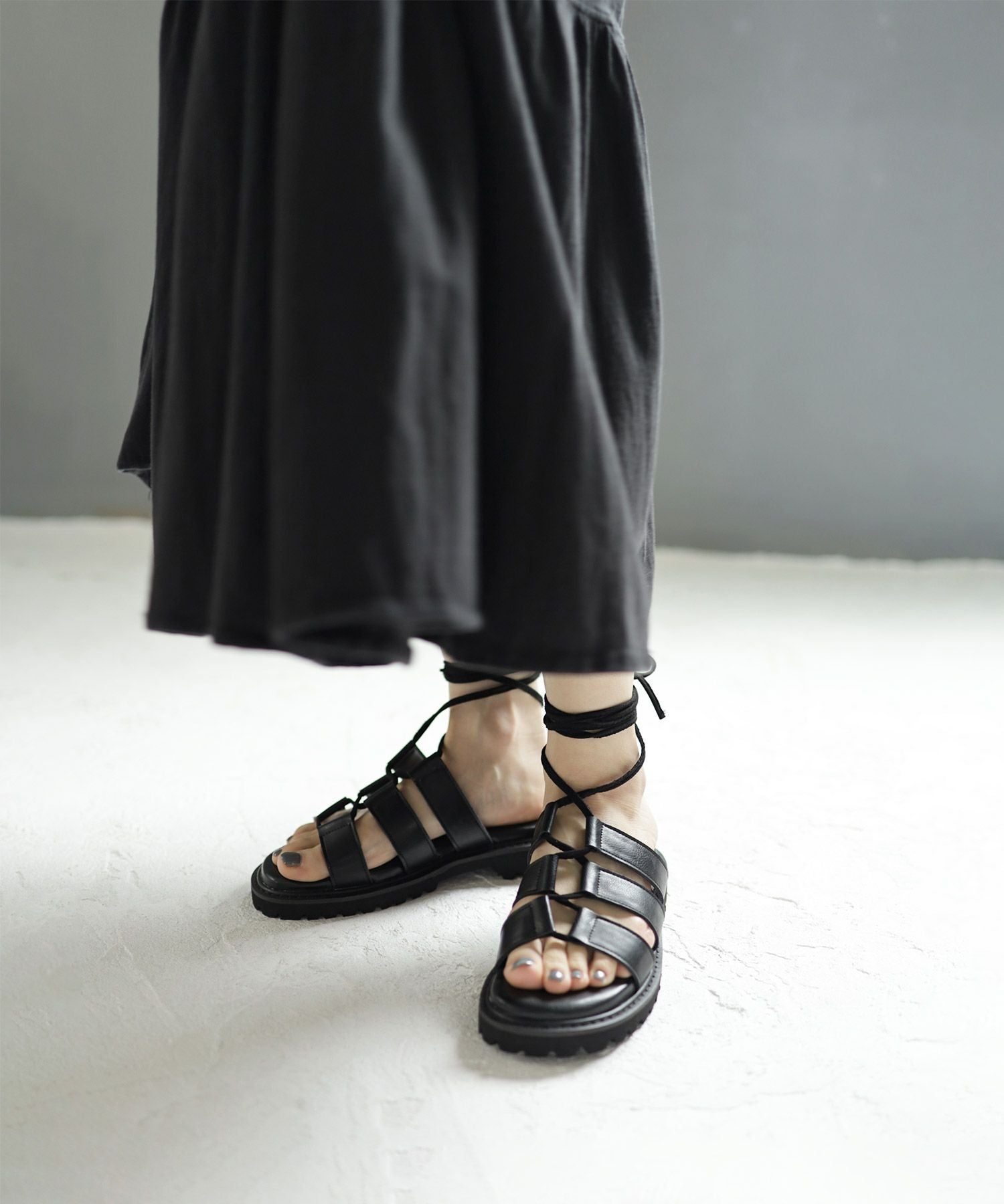 厚底タンクソールの高密度クッションインソールレースアップサンダル▲返品交換不可