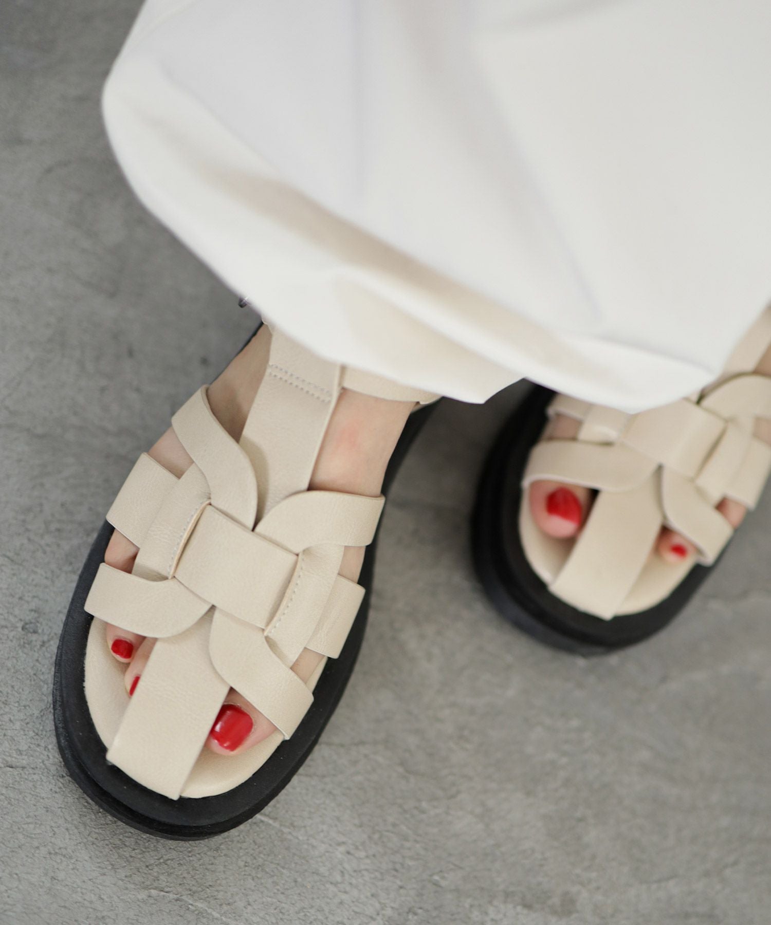 厚底ボリュームソールグルカサンダル▲返品交換不可