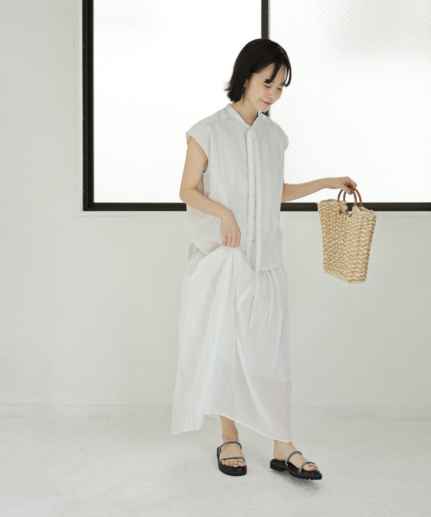 ビジューストラップのトラックソール厚底サンダル▲返品交換不可