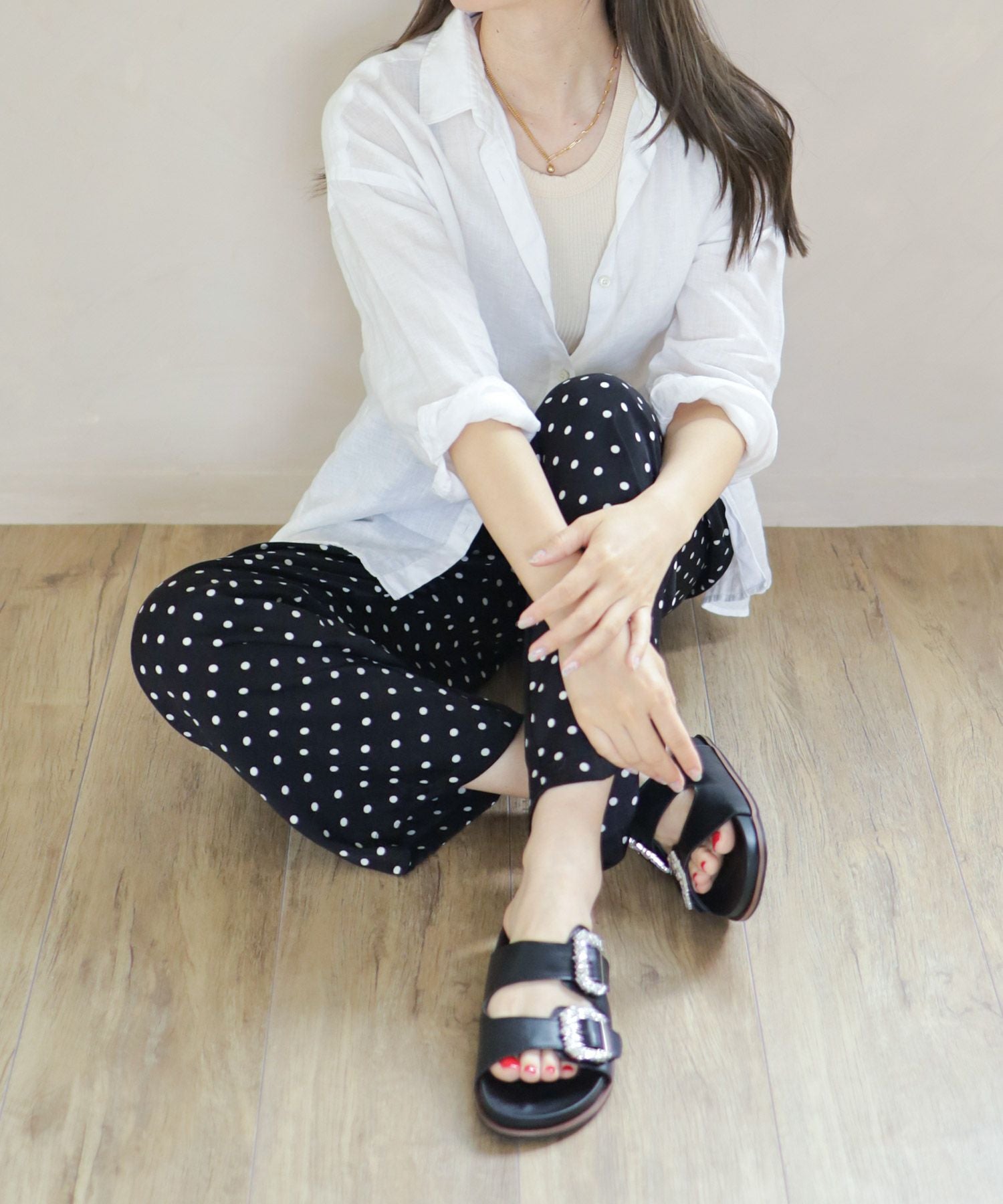 ビジューモチーフフットベッドサンダル