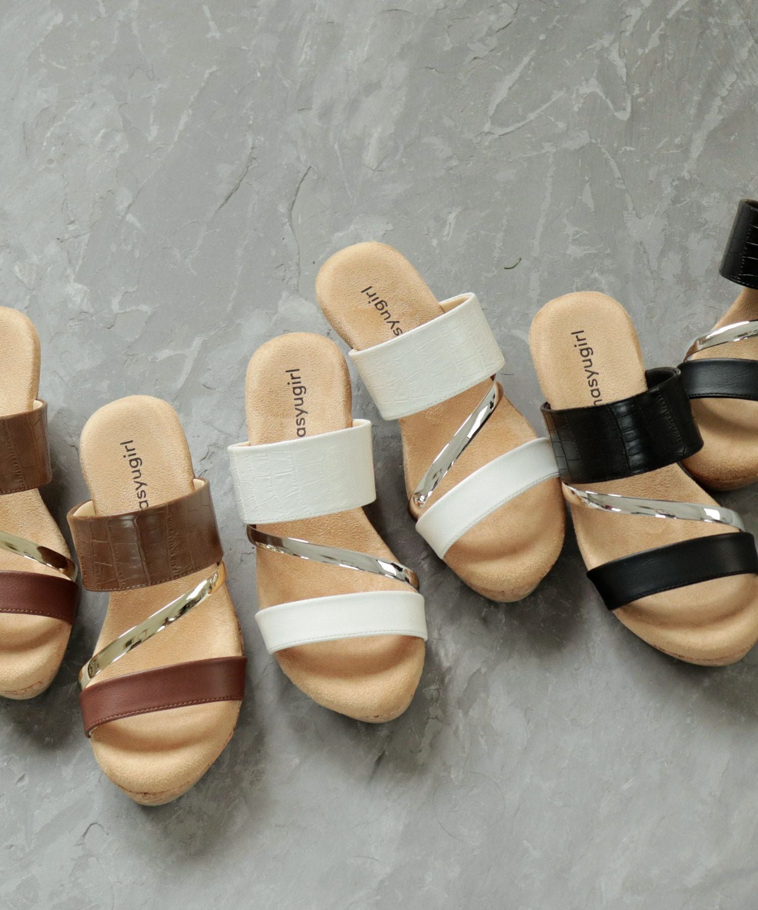 【4E幅広・大きいサイズ】クロコ調カジュアルウェッジミュールサンダル ▲返品交換不可