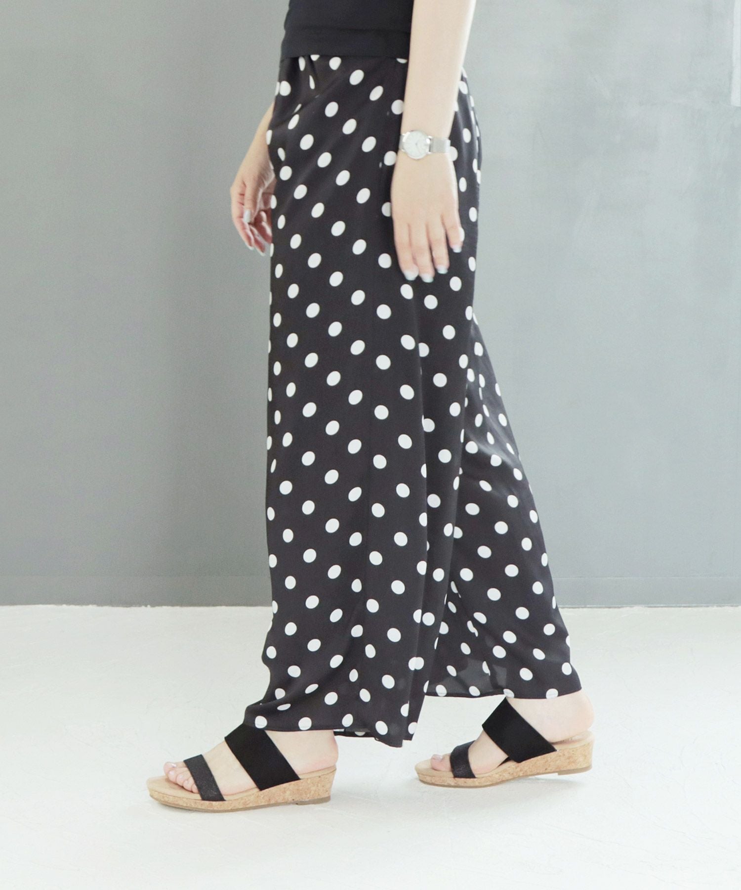 【4E幅広・大きいサイズ】ウェッジソールラメサンダル ▲返品交換不可