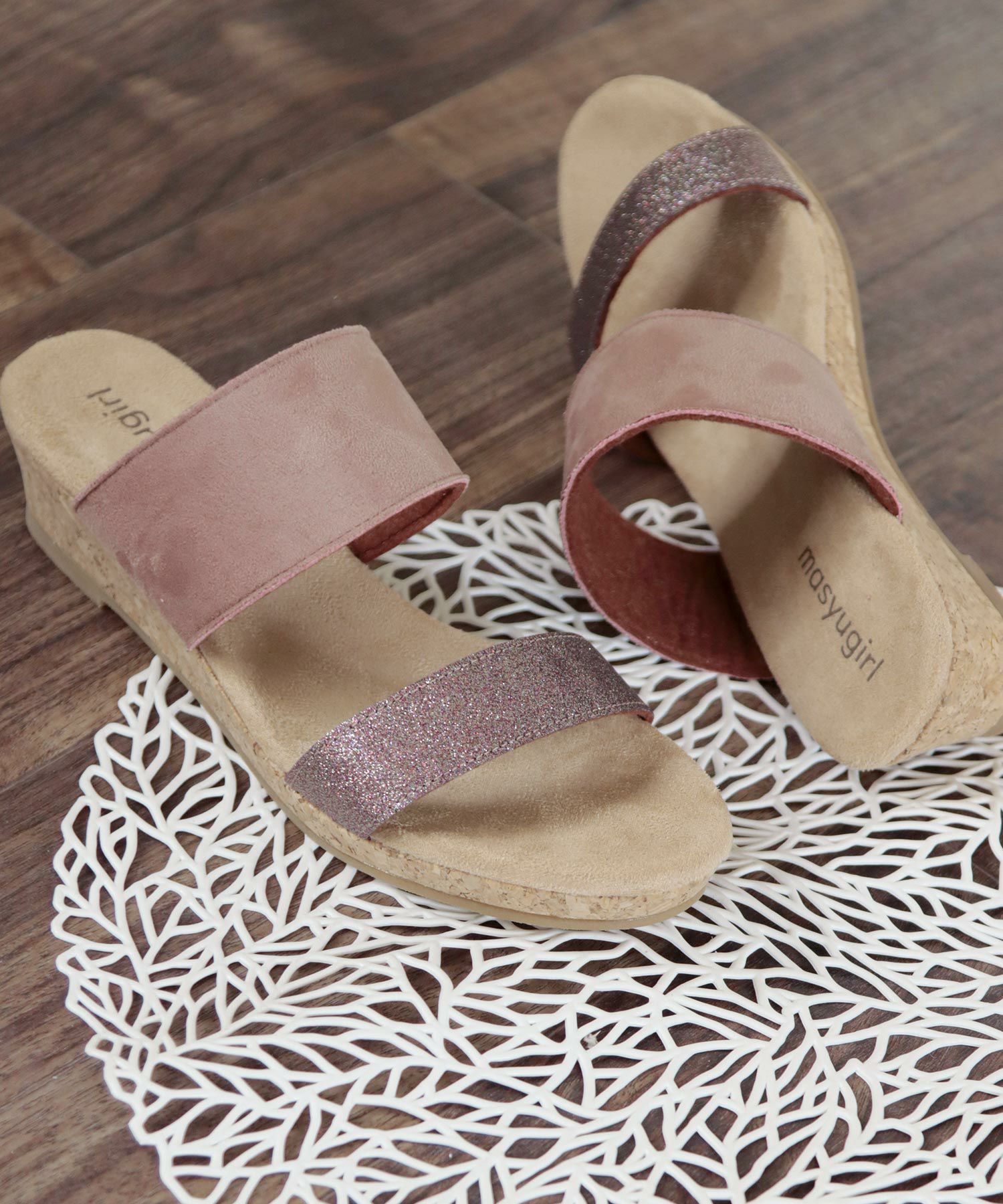 【4E幅広・大きいサイズ】ウェッジソールラメサンダル ▲返品交換不可