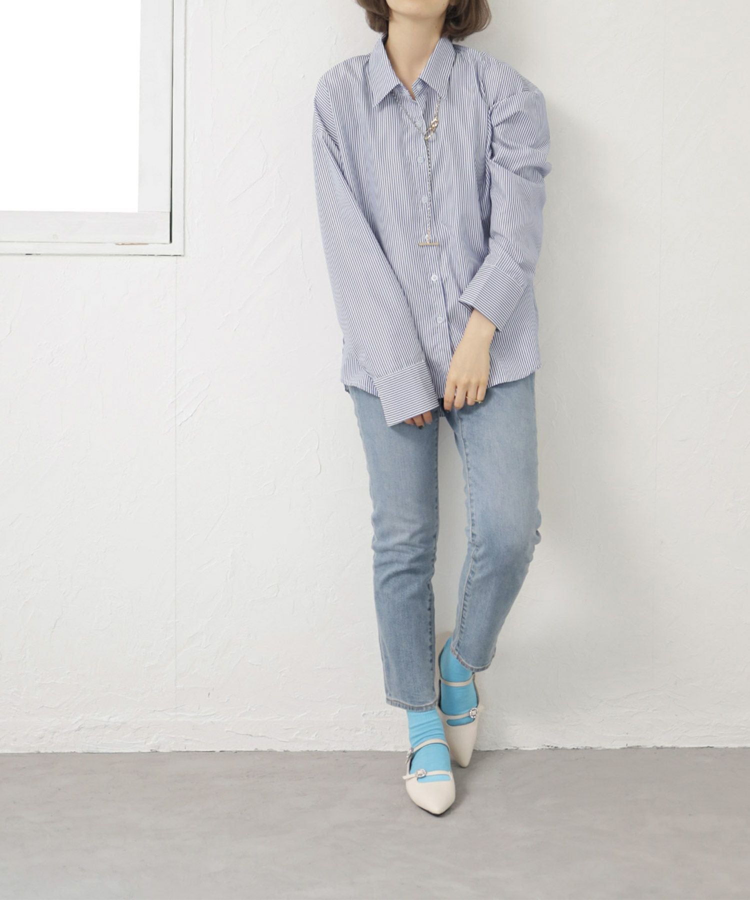 ビジューバックルダブルストラップポインテッドトゥフラットパンプス