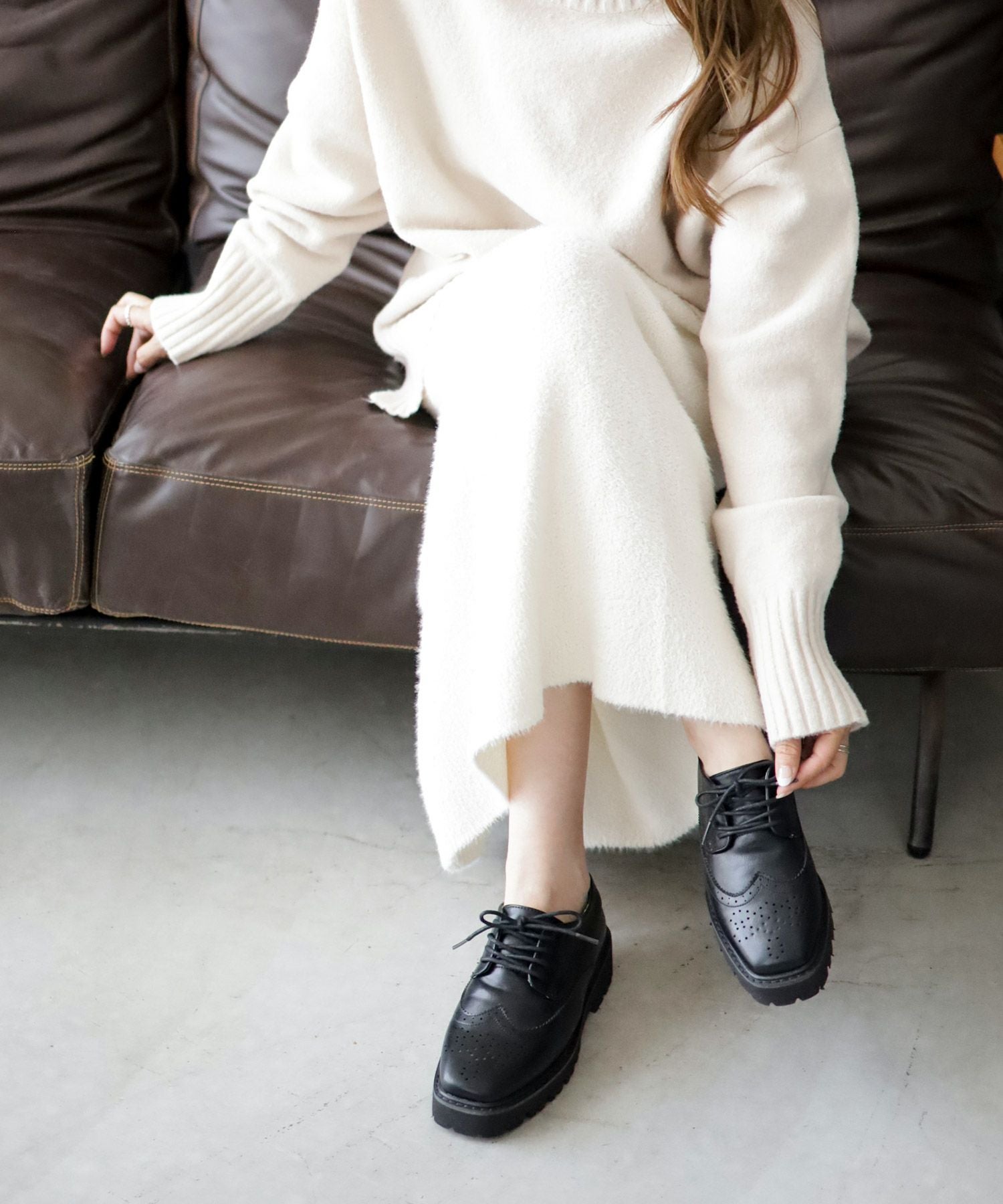 軽量ソールのウイングチップレースアップマニッシュシューズ | SESTO