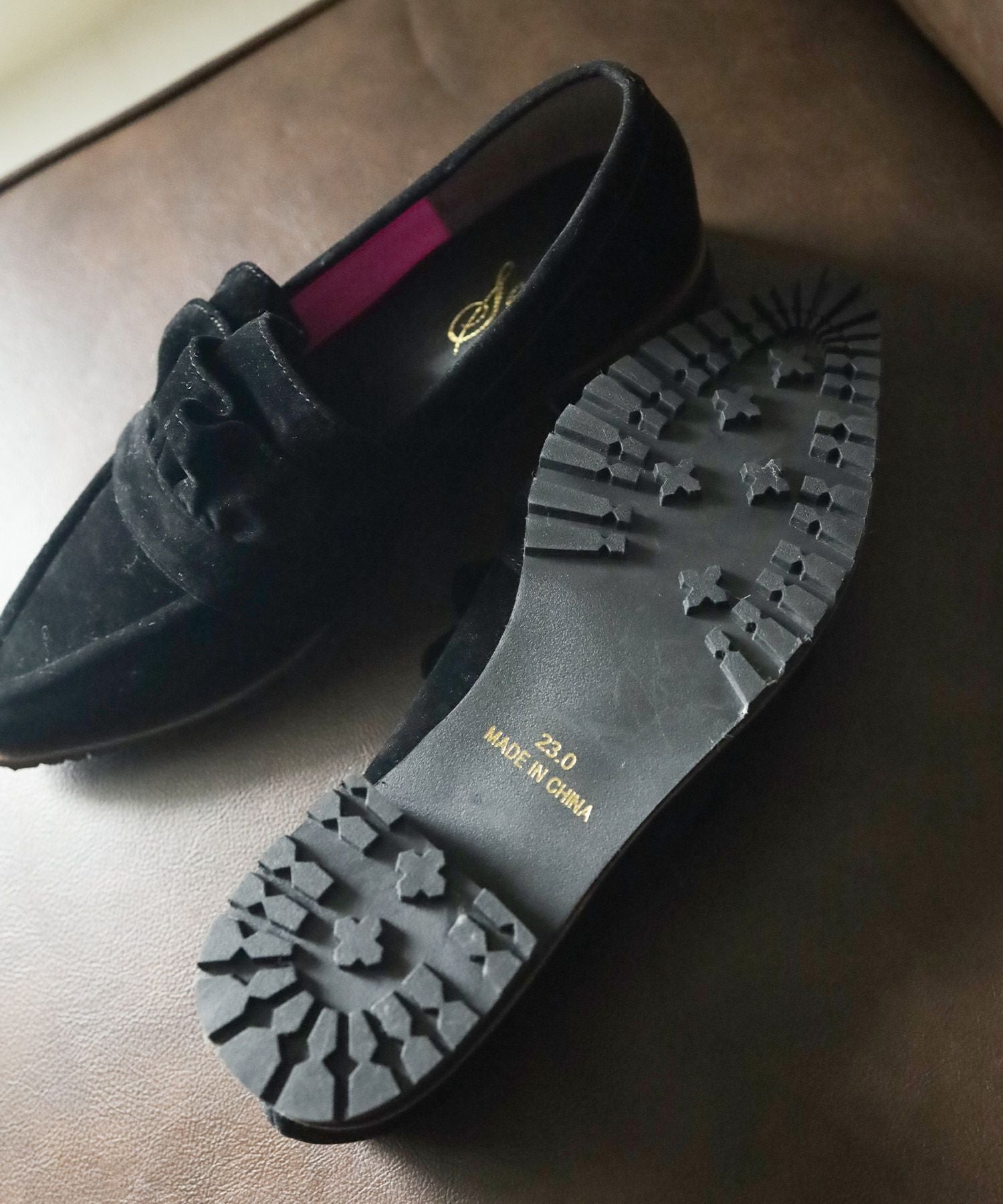 ラッフルデザインポインテッドトゥ厚底ローファーパンプス▲返品不可