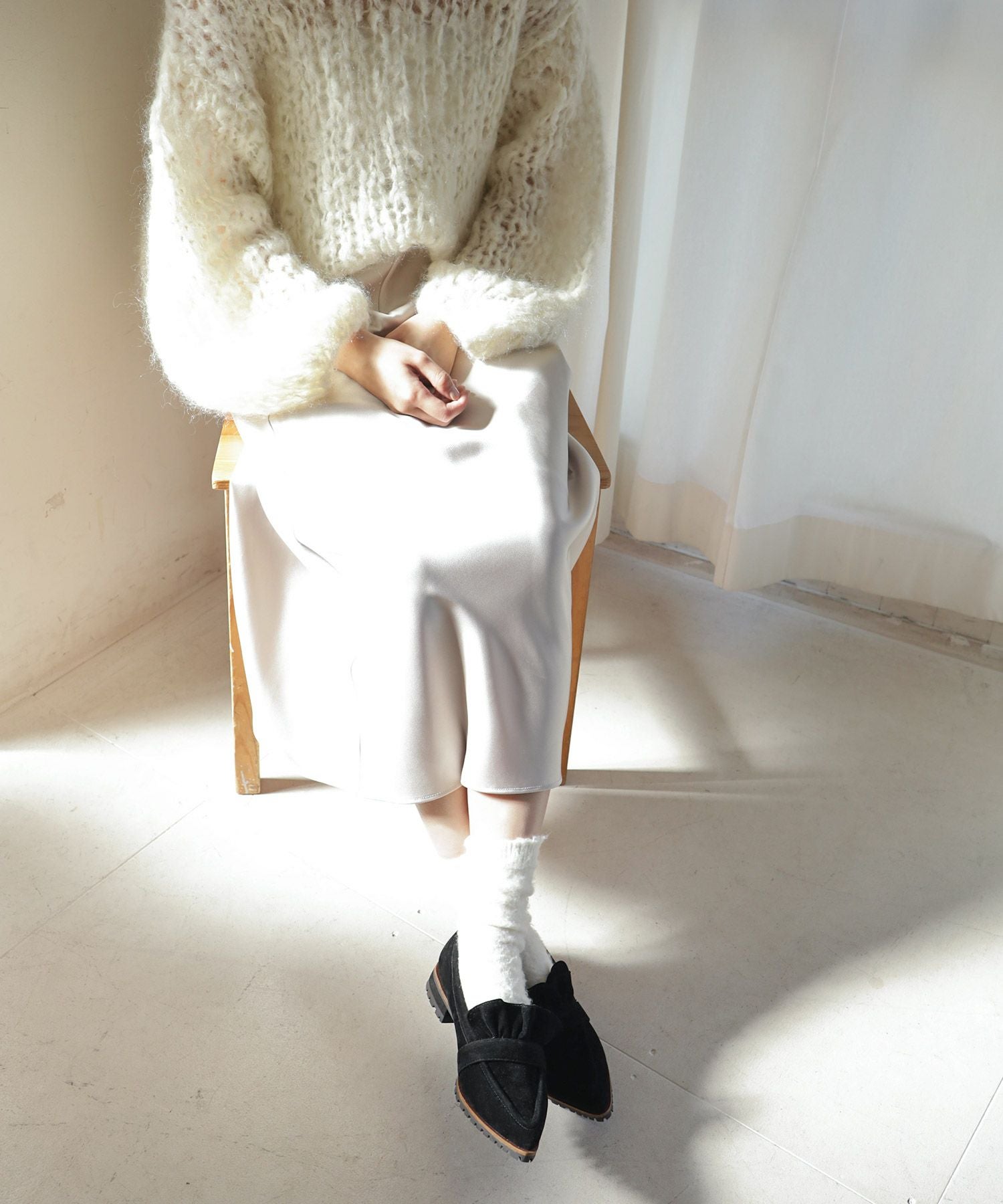 ラッフルデザインポインテッドトゥ厚底ローファーパンプス▲返品不可