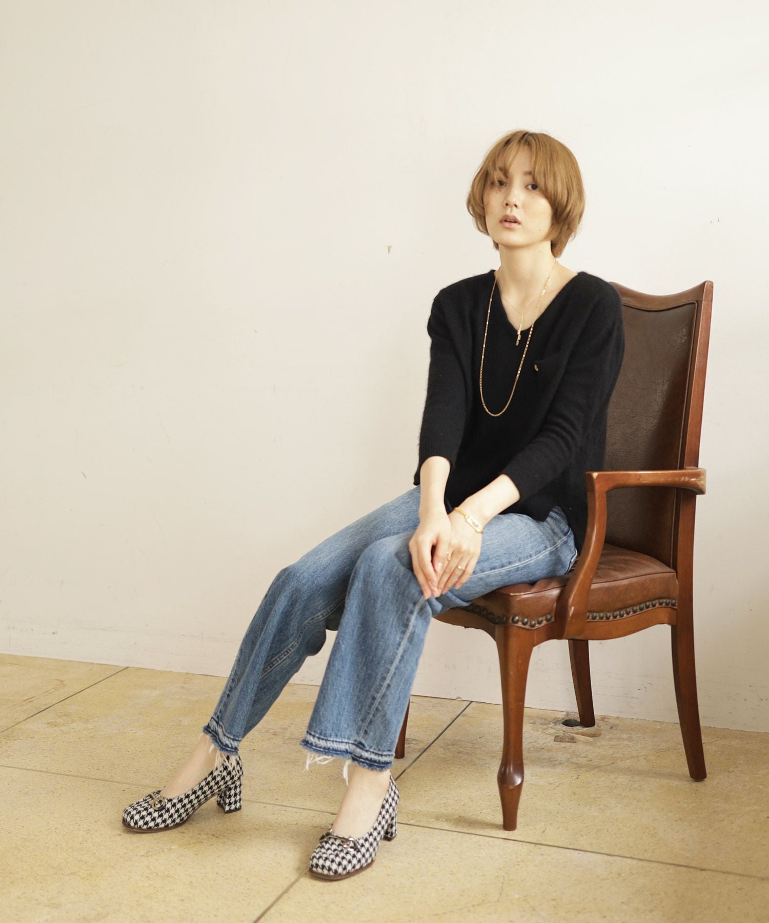 ビット付きフレアヒールパンプス▲返品交換不可