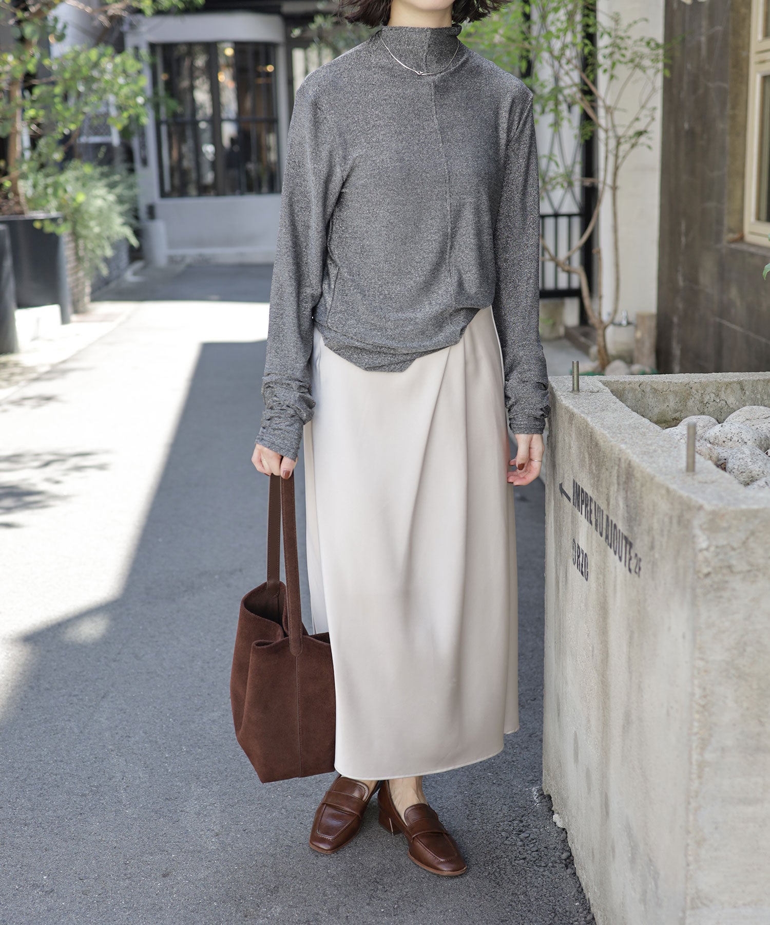 スリムスクエアローヒールローファーパンプス 一部4月上旬入荷予定