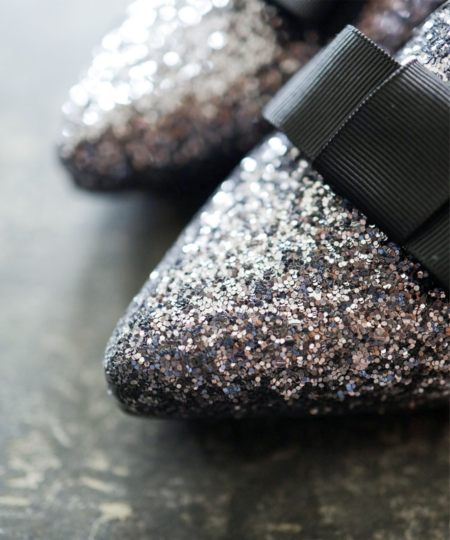 ポインテッドトゥローヒールリボンローファーパンプス 一部4月上旬入荷予定