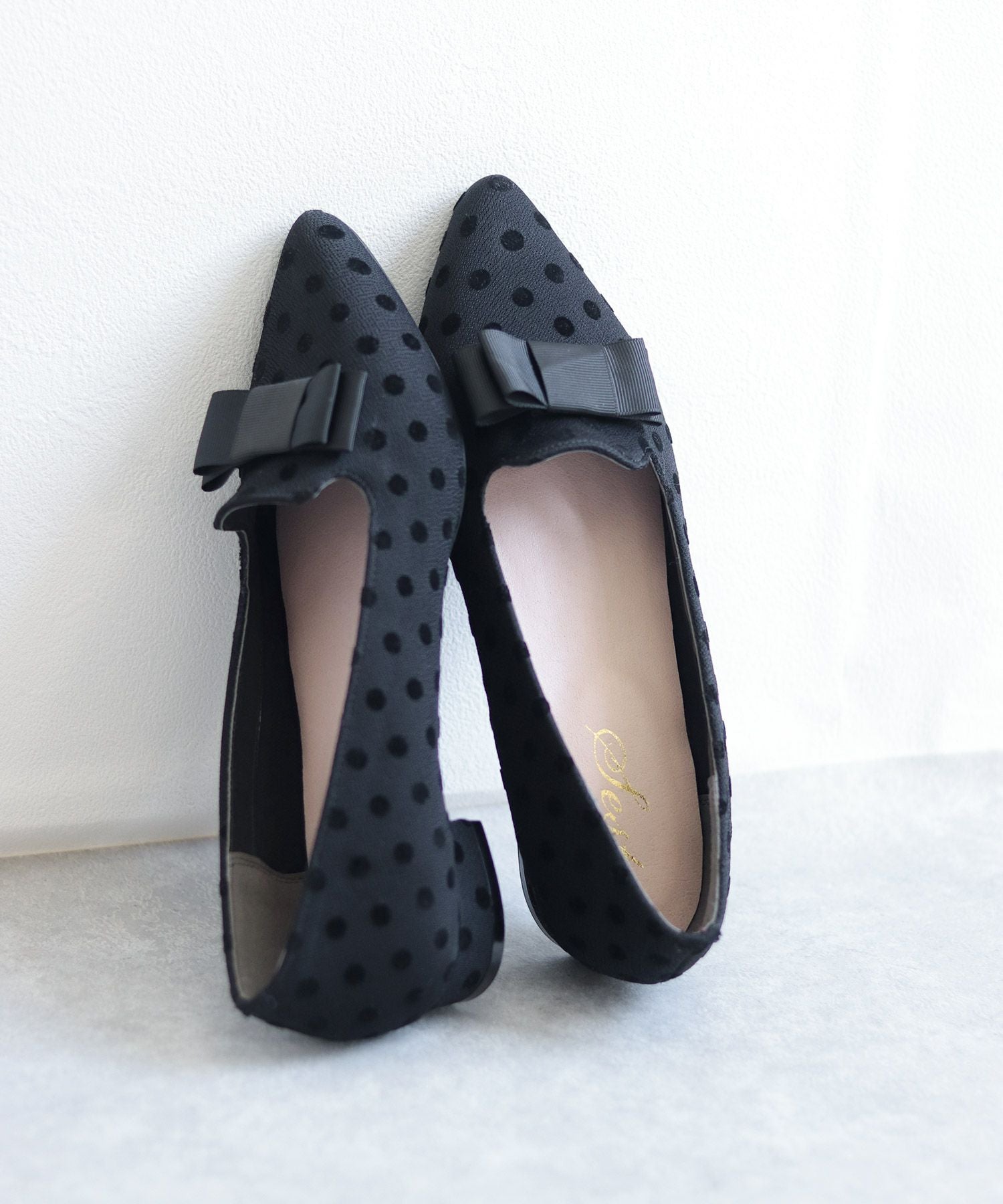 ポインテッドトゥローヒールリボンローファーパンプス 一部4月上旬入荷予定