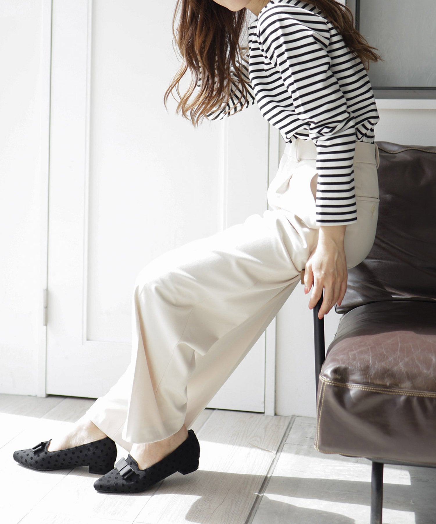 ポインテッドトゥローヒールリボンローファーパンプス 一部4月上旬入荷予定