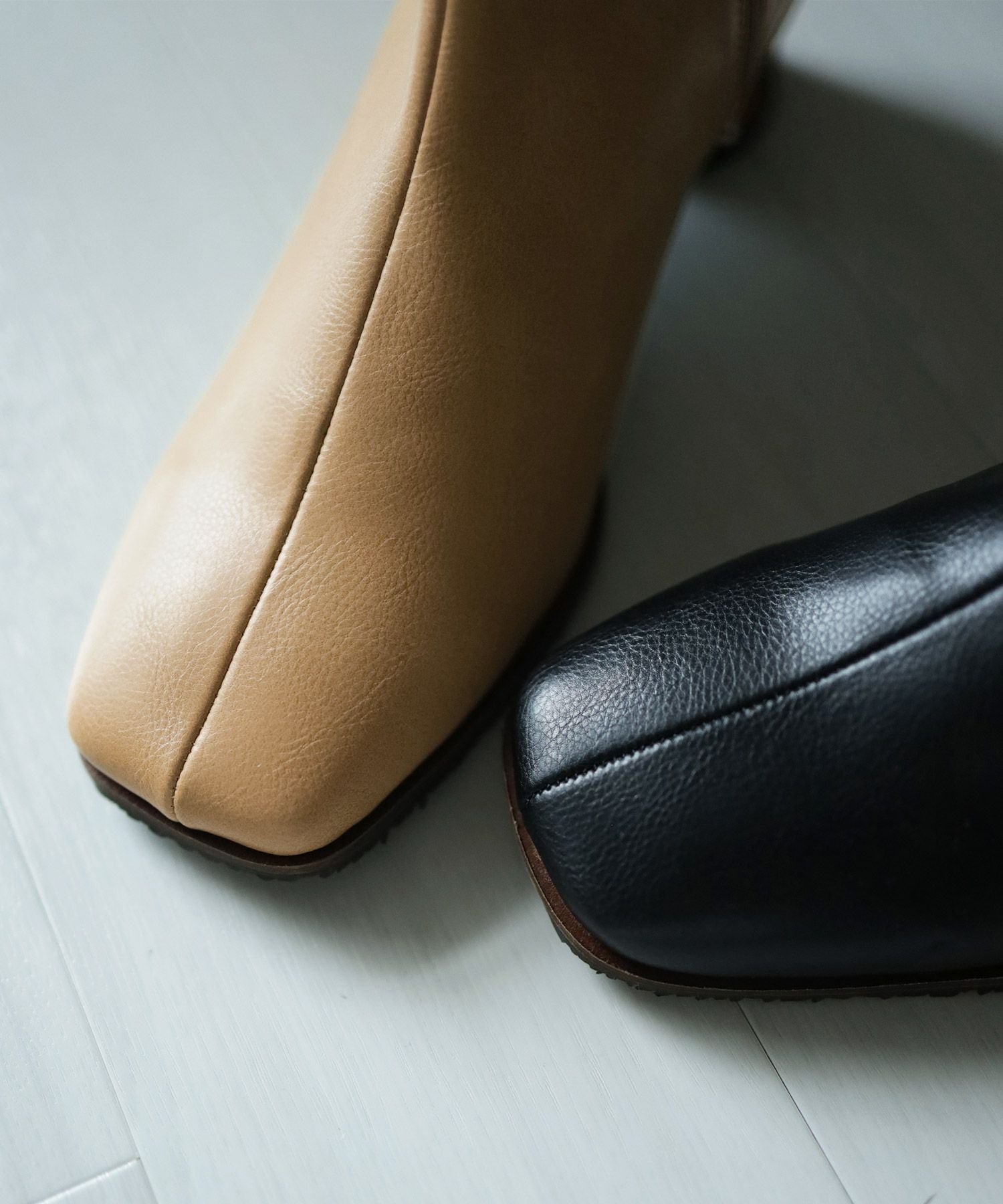 ウッドローヒールショートブーツ▲返品不可