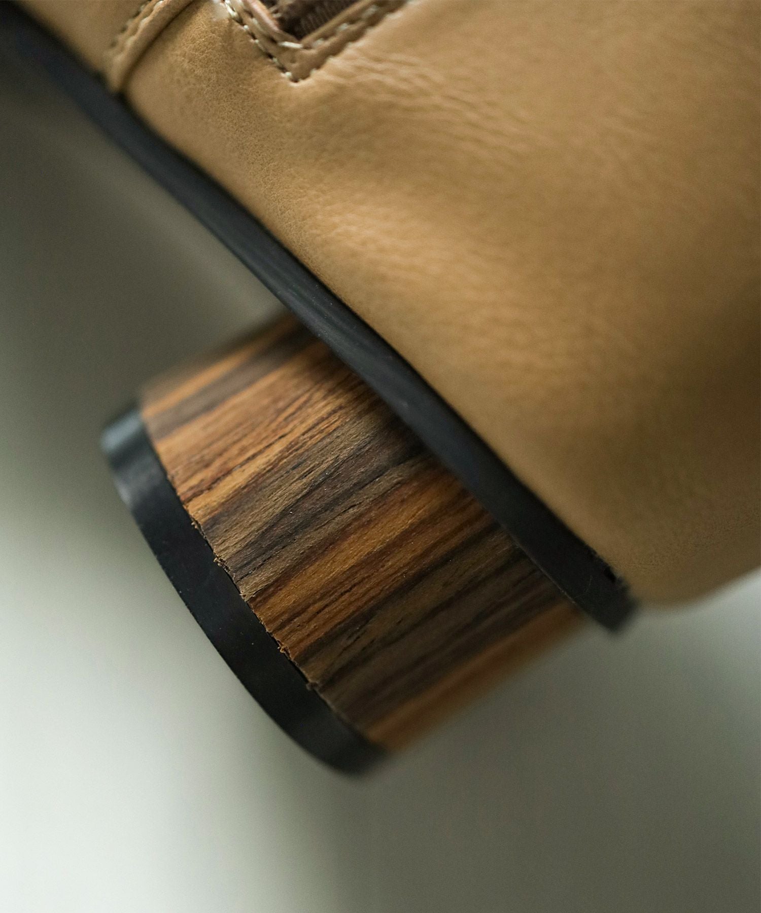 ウッドローヒールショートブーツ▲返品不可