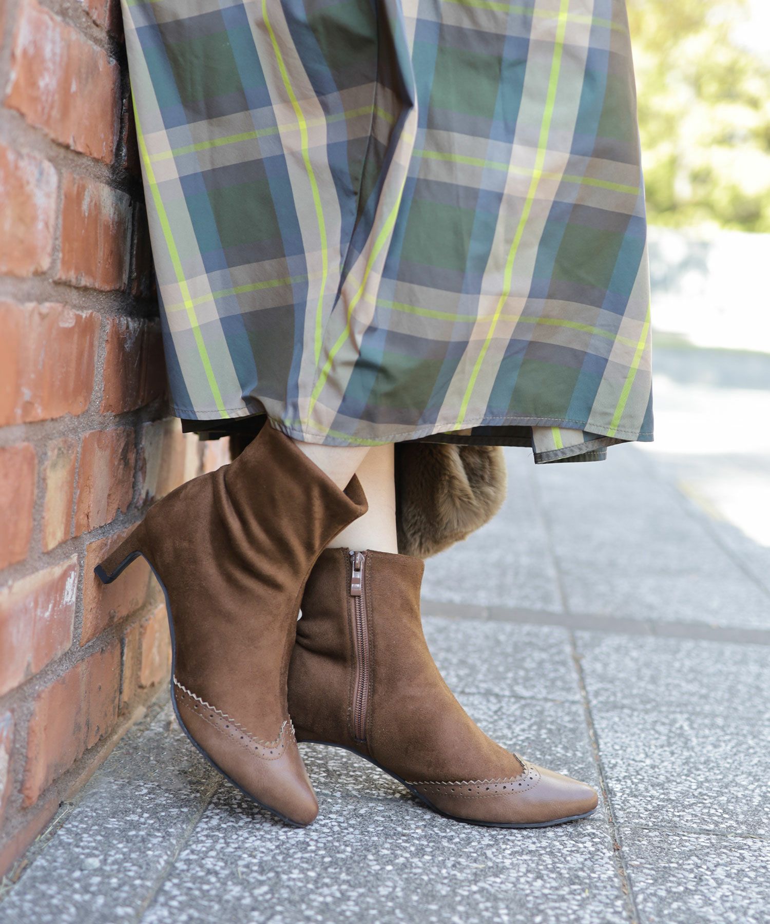 ウイングチップストレッチストレートヒールショートブーツ▲返品交換不可