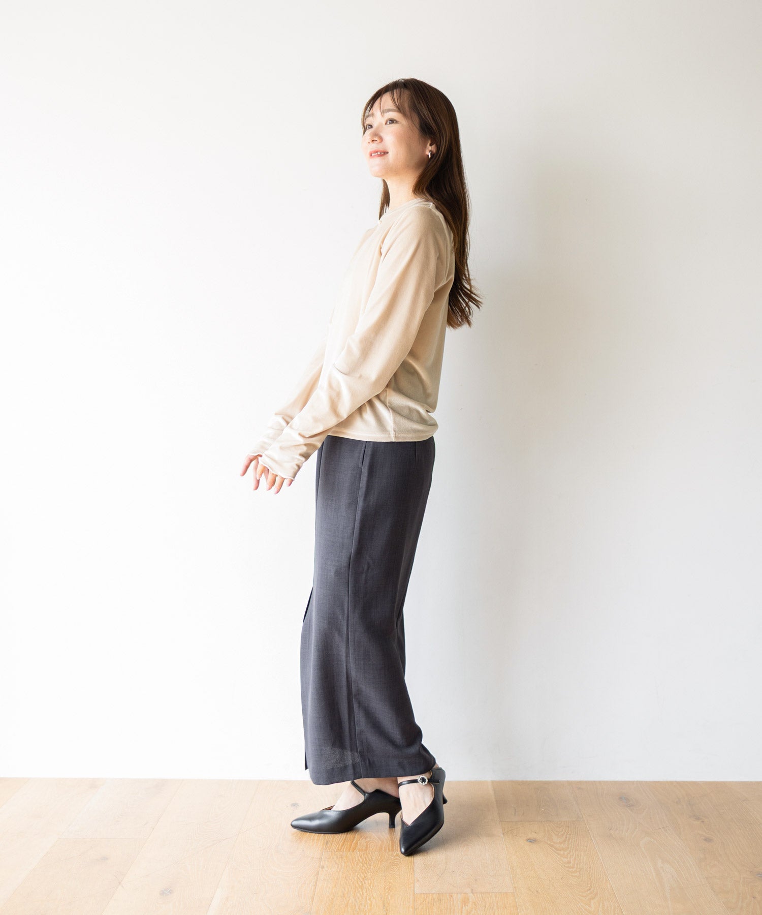 かかとが踏める2Way!ビジューバックルポインテッドトゥキトゥンヒールパンプス