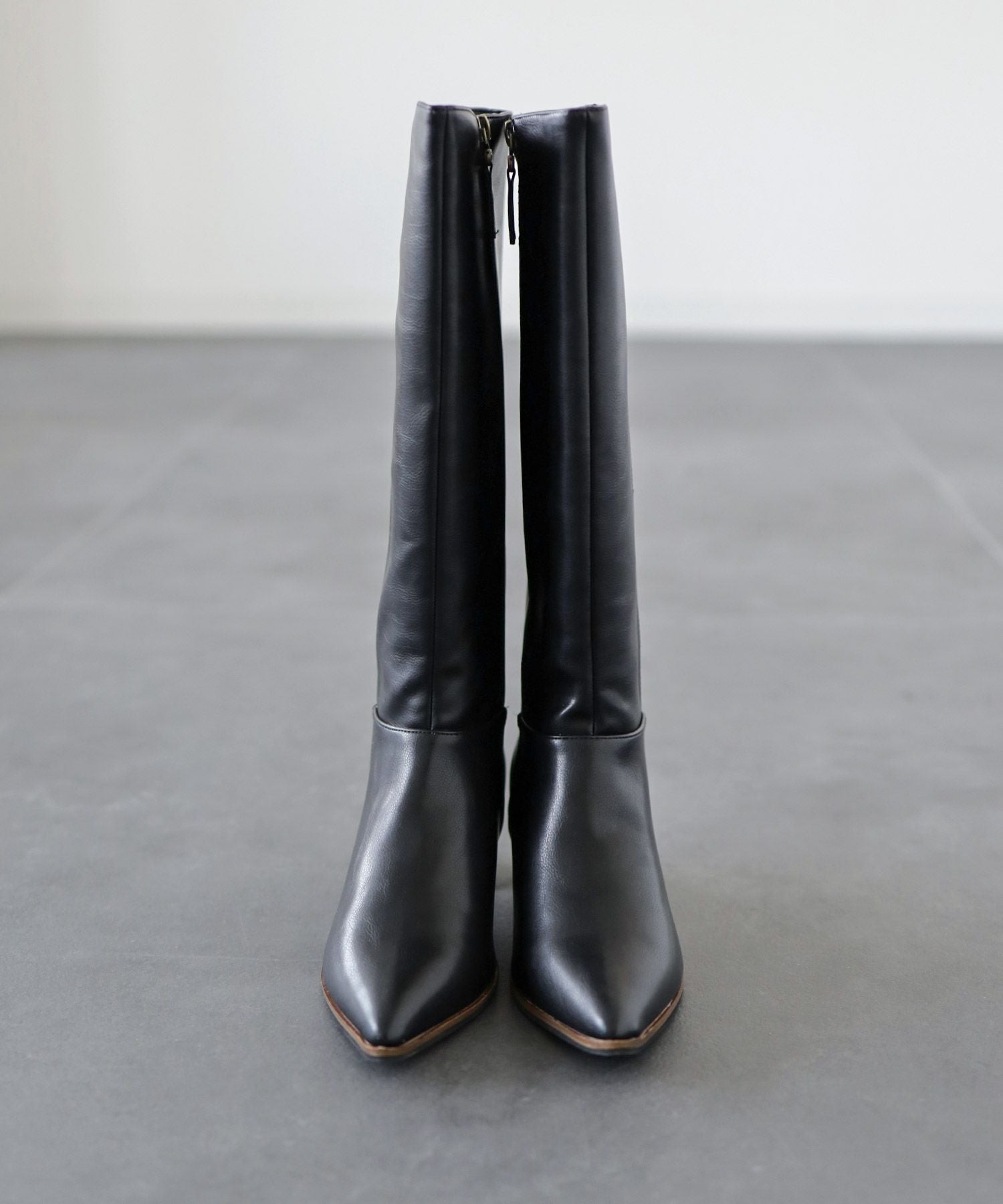 ポインテッドトゥストレートロングブーツ