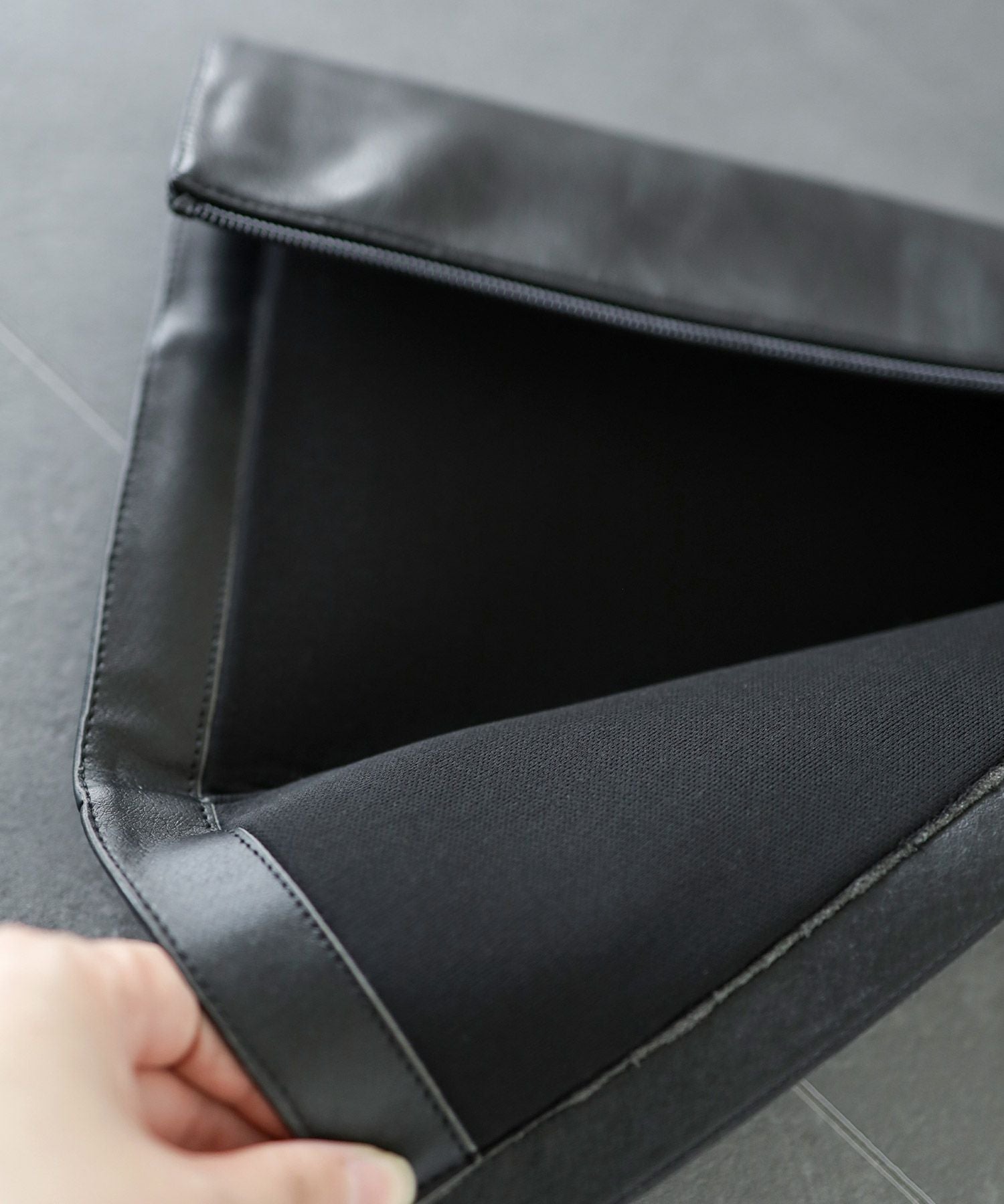 ポインテッドトゥストレートロングブーツ