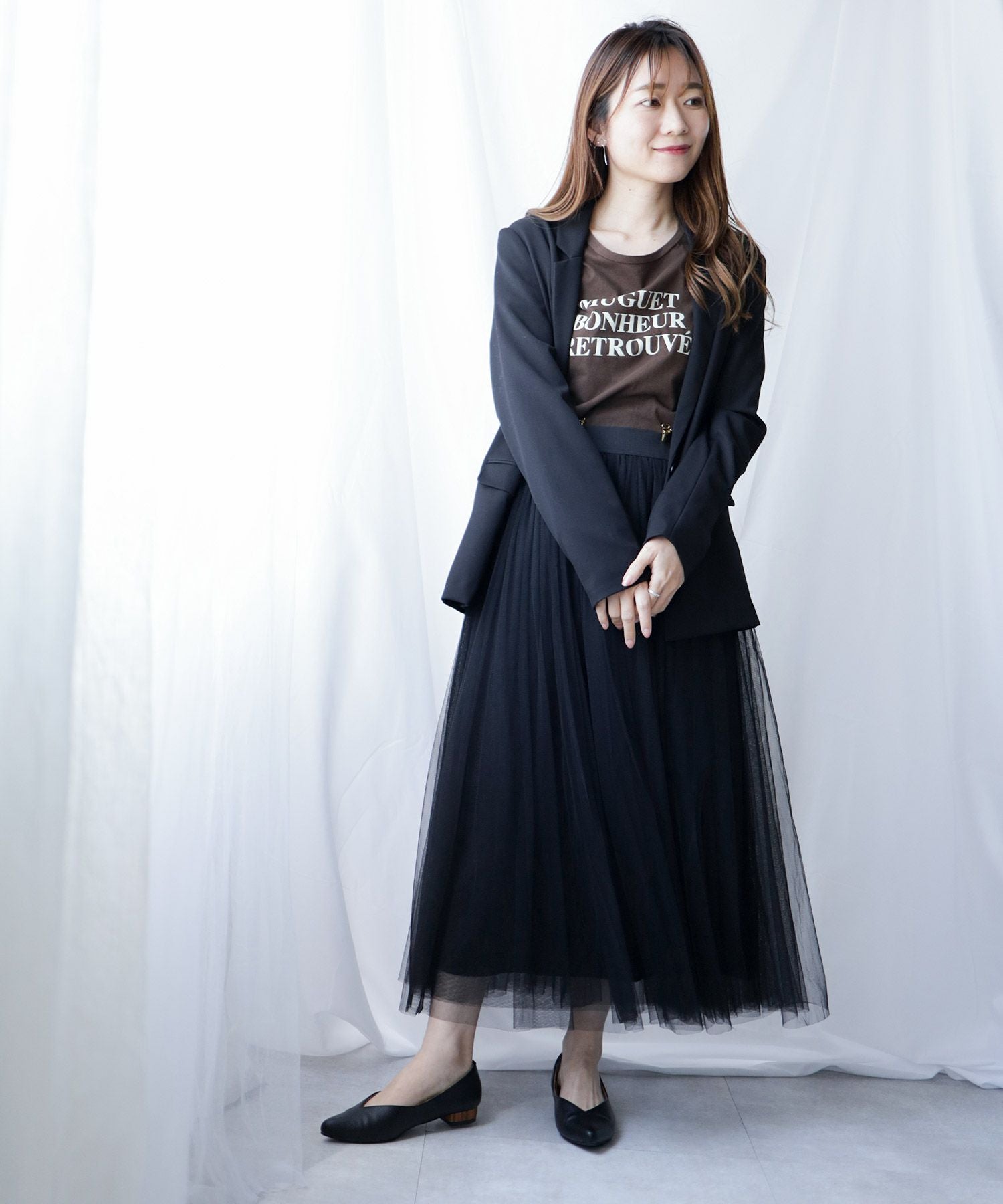 高機能クッションのVカット美脚ウッドヒールパンプス▲返品交換不可