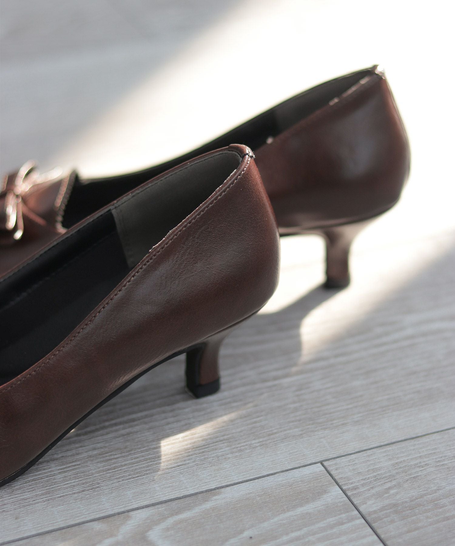 リボン付きキトゥンヒールクラシカルパンプス | SESTO(セスト