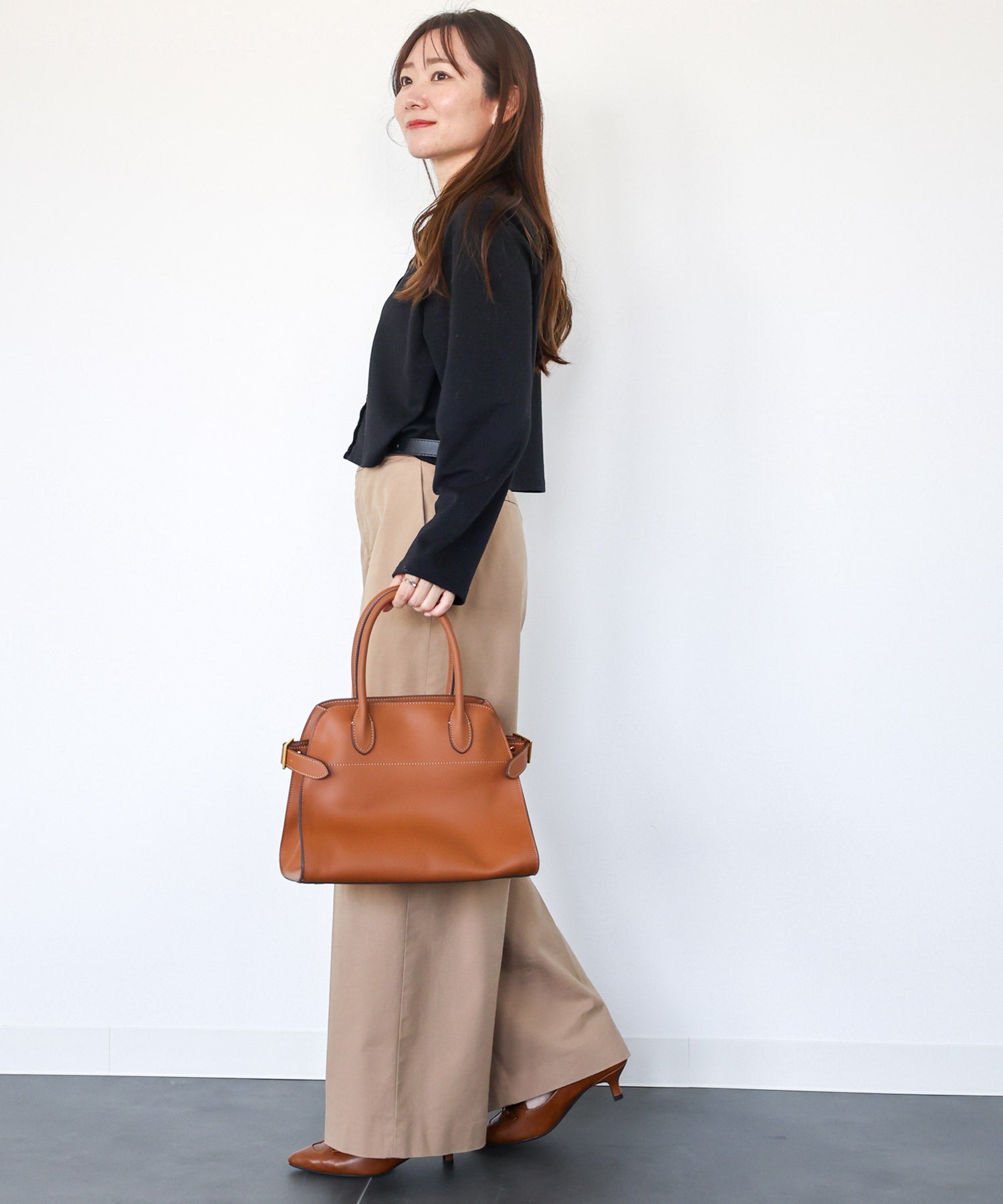 リボン付きキトゥンヒールクラシカルパンプス 一部5月中旬入荷予定