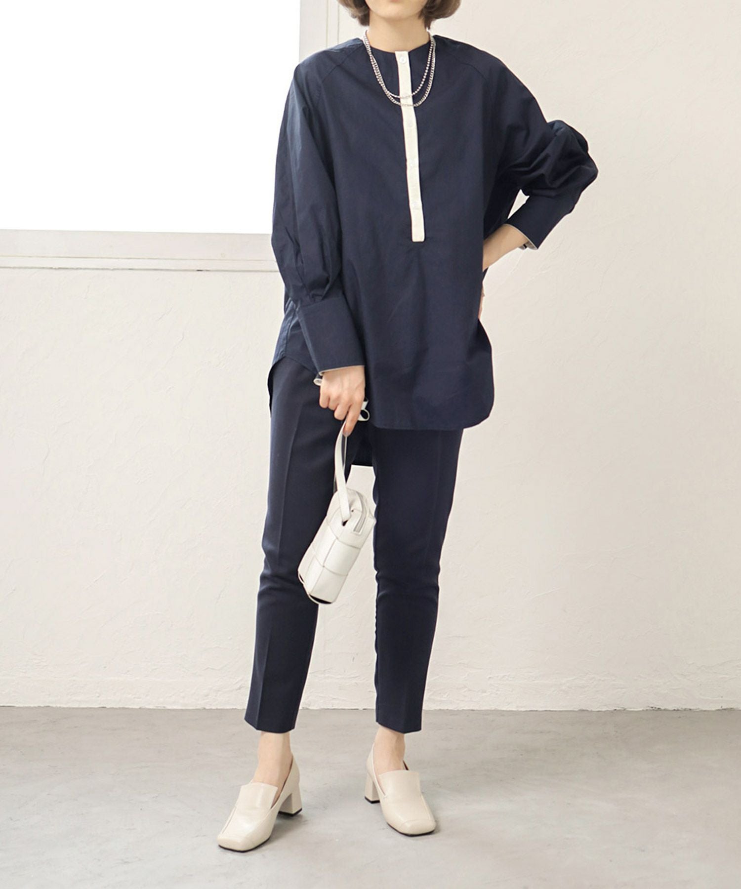 チャンキーヒールスクエアトゥローファーパンプス▲返品交換不可