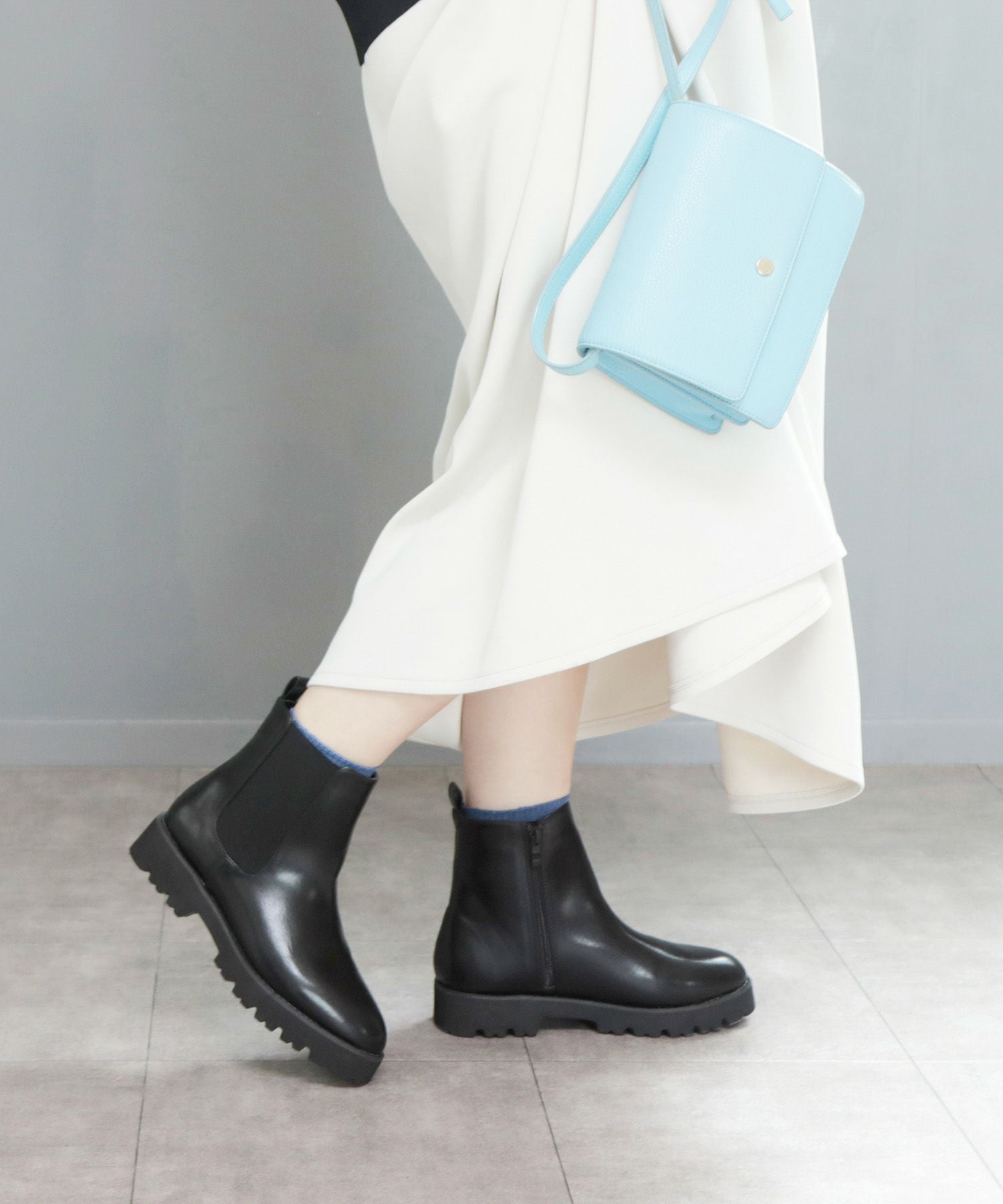 【4E幅広・大きいサイズ】厚底サイドゴアショートブーツ