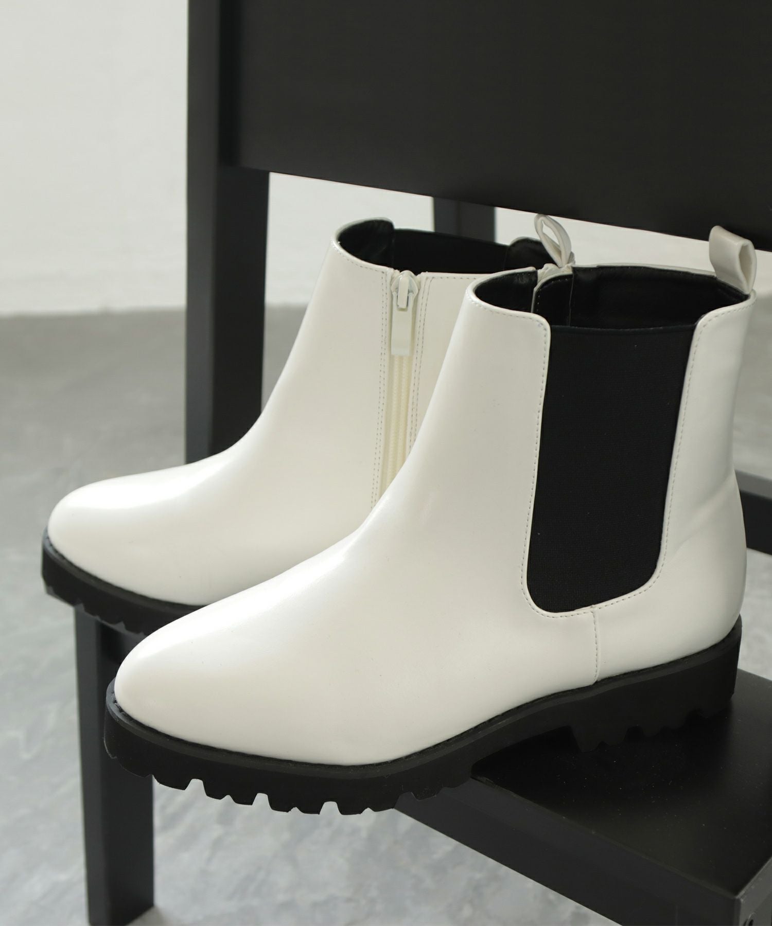 【4E幅広・大きいサイズ】厚底サイドゴアショートブーツ