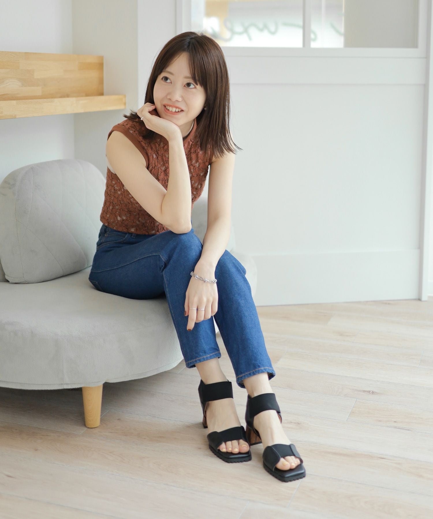 自分の足にフィットする!ゴムフィットチャンキーヒールサンダル 一部4月上旬入荷予定