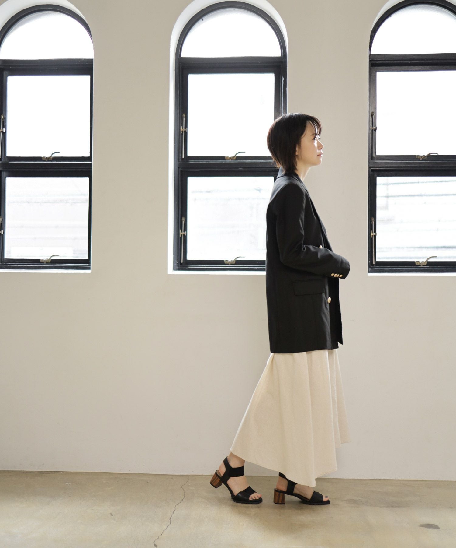 自分の足にフィットする!ゴムフィットチャンキーヒールサンダル 一部4月上旬入荷予定