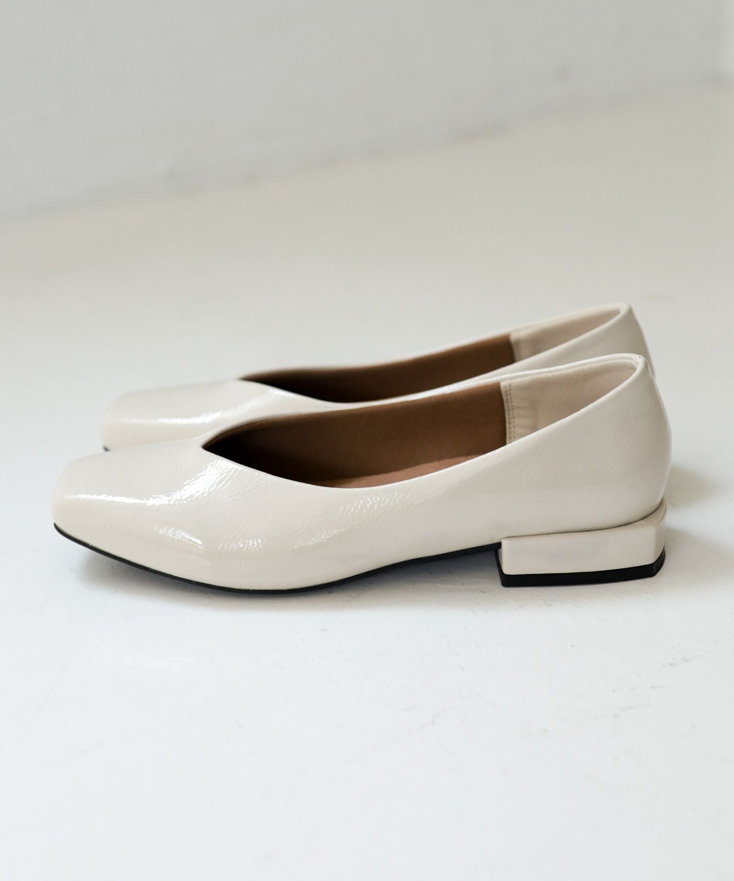 スクエアトゥローヒールエナメルパンプス△返品交換不可 | SESTO