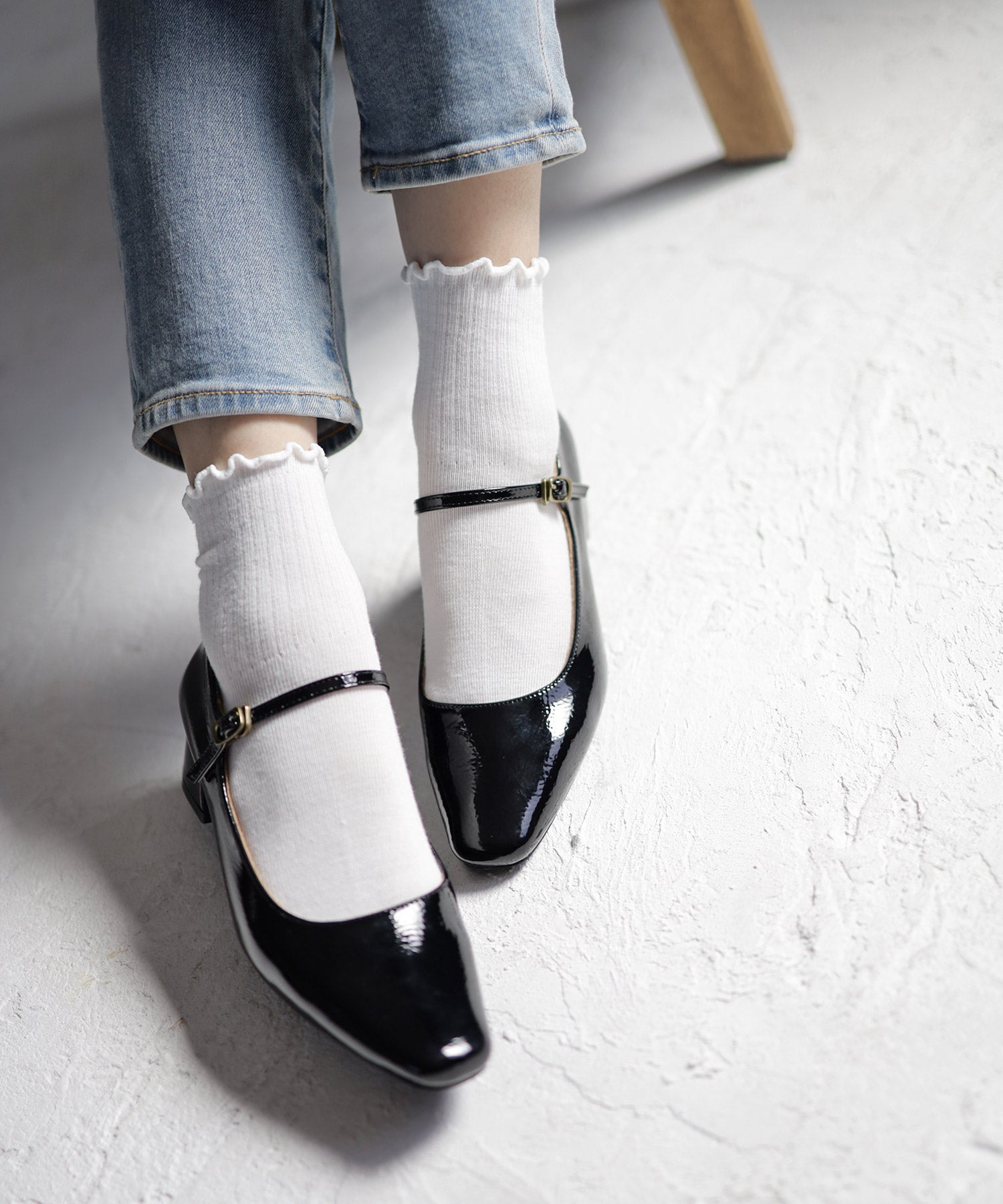 スクエアトゥメリージェーンストラップパンプス