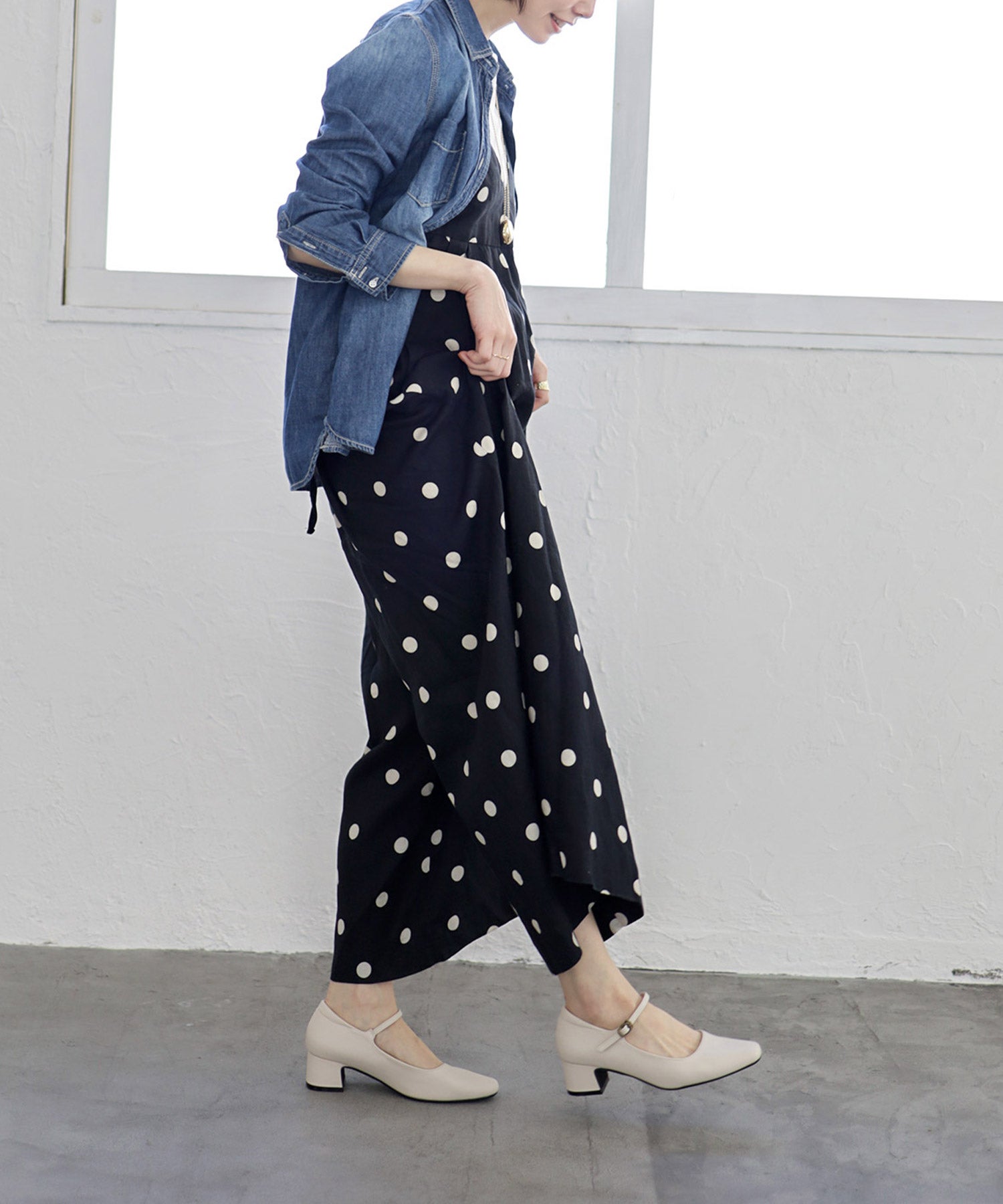 スクエアトゥメリージェーンストラップパンプス